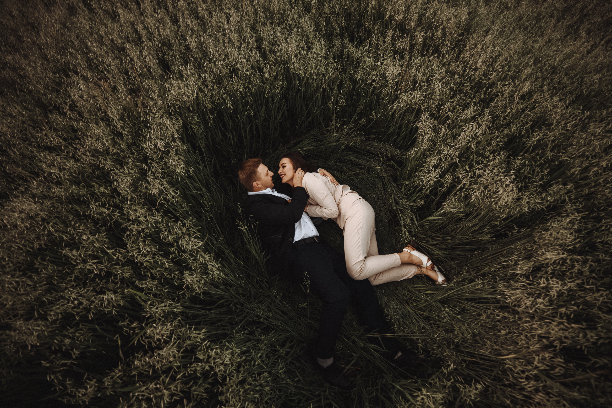 Фотосъемка в кафе и в поле. Свадебный и семейный фотограф в Котласе Никита Попов