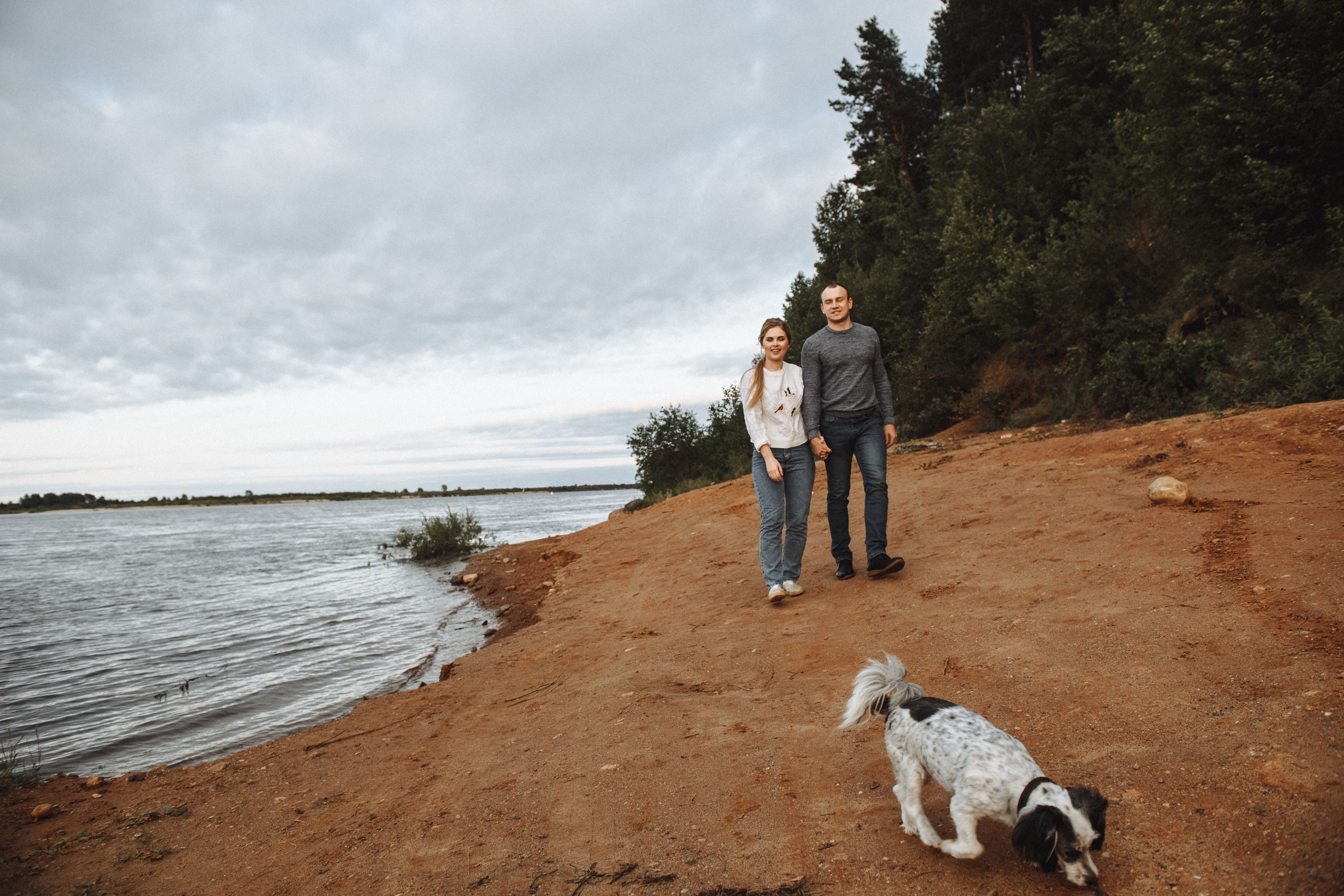 Чувственная фотосессия в лесу. Свадебный и семейный фотограф в Котласе Никита Попов