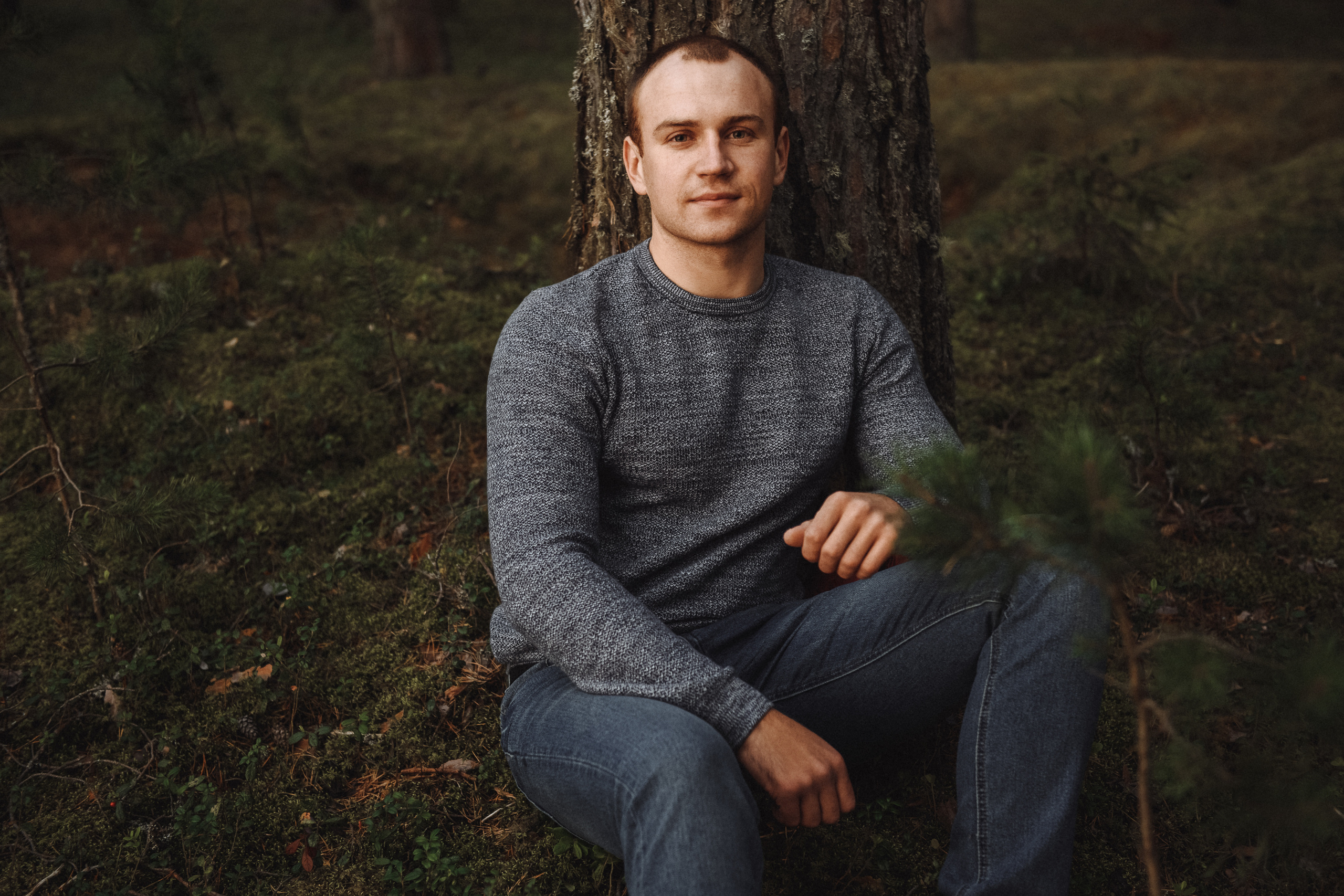 Чувственная фотосессия в лесу. Свадебный и семейный фотограф в Котласе Никита Попов