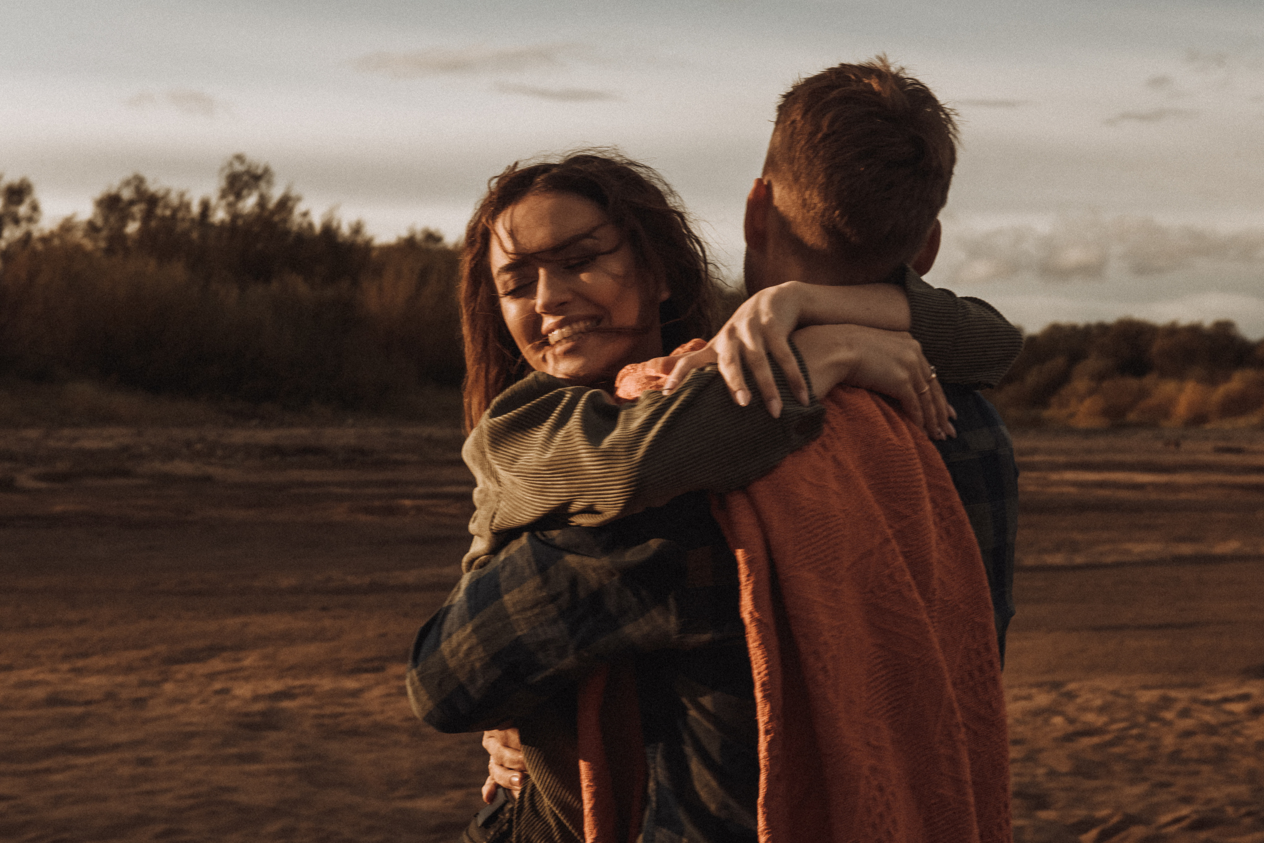 Эмоциональная прогулка на природе. Свадебный и семейный фотограф в Котласе Никита Попов