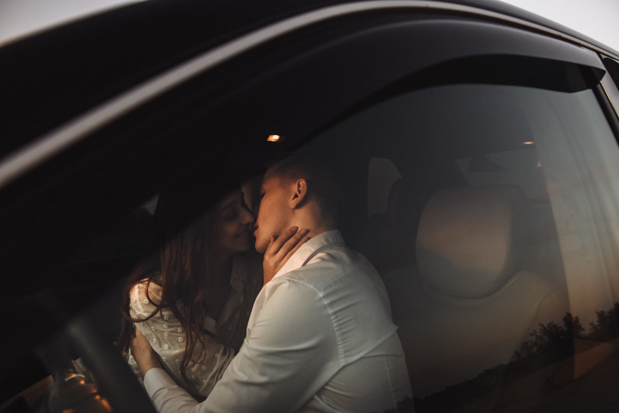 Прогулка по пляжу на закате. Свадебный и семейный фотограф в Котласе Никита Попов