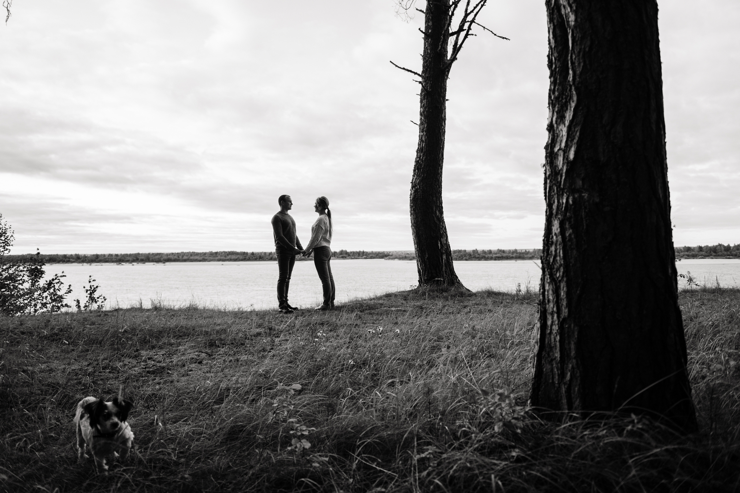 Чувственная фотосессия в лесу. Свадебный и семейный фотограф в Котласе Никита Попов
