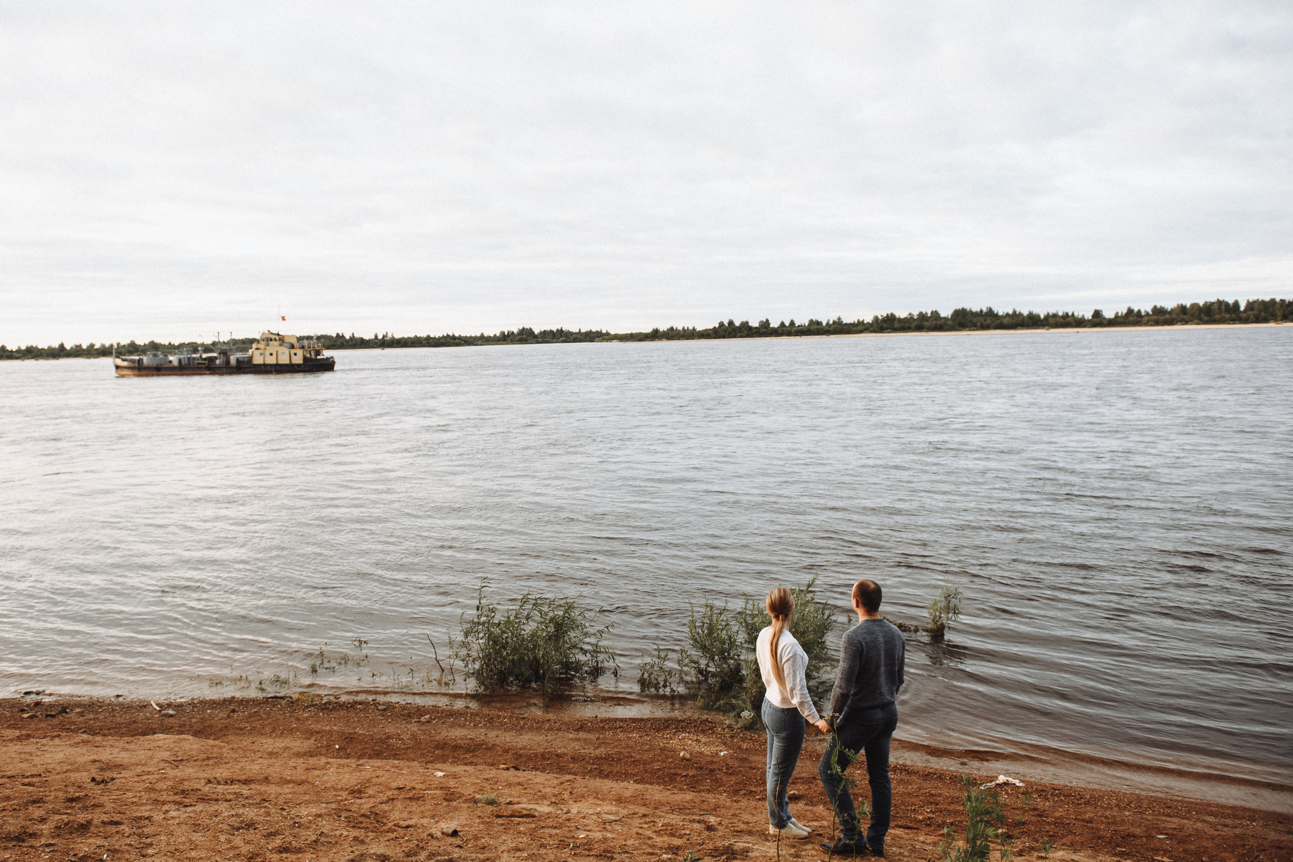 Чувственная фотосессия в лесу. Свадебный и семейный фотограф в Котласе Никита Попов