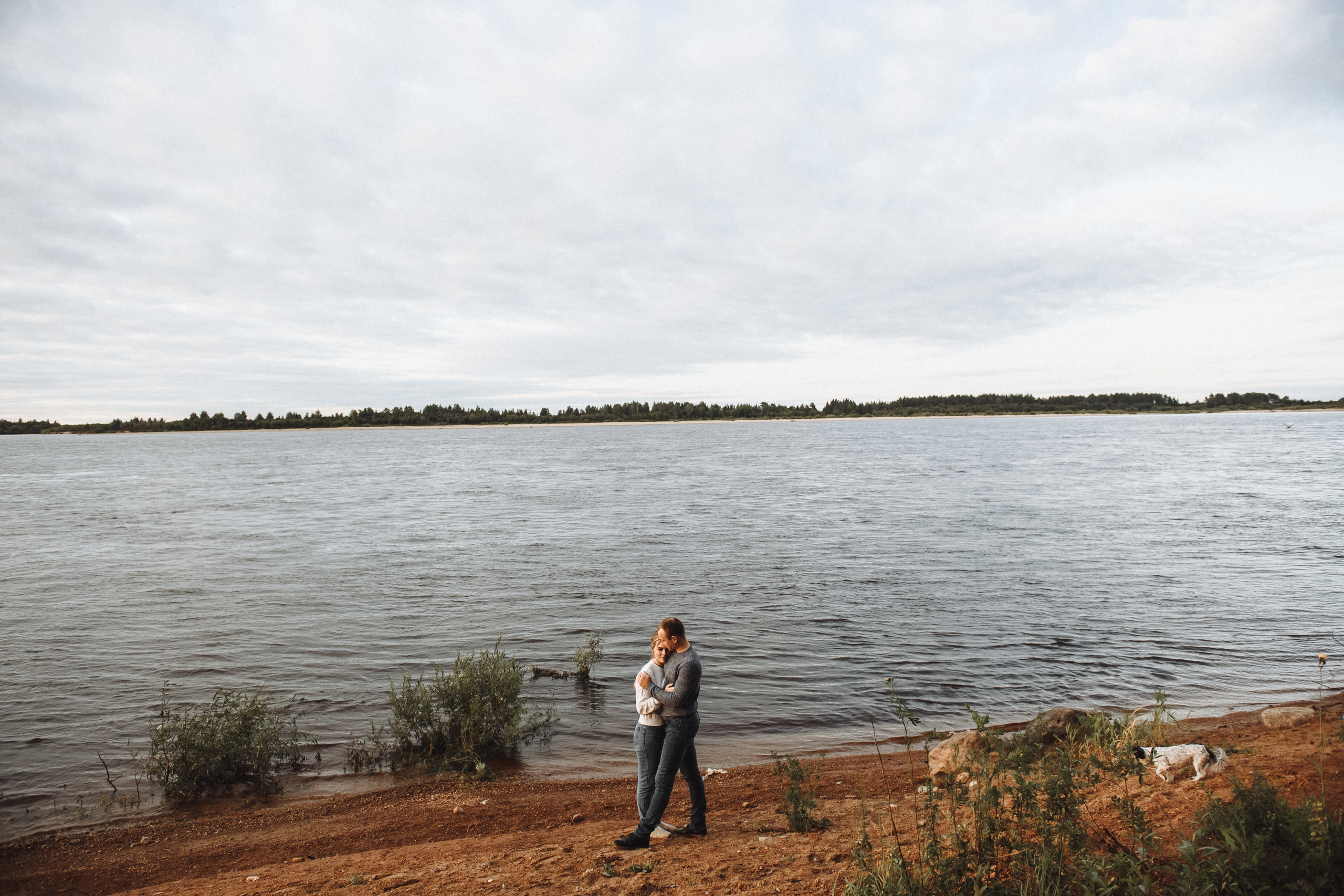 Чувственная фотосессия в лесу. Свадебный и семейный фотограф в Котласе Никита Попов