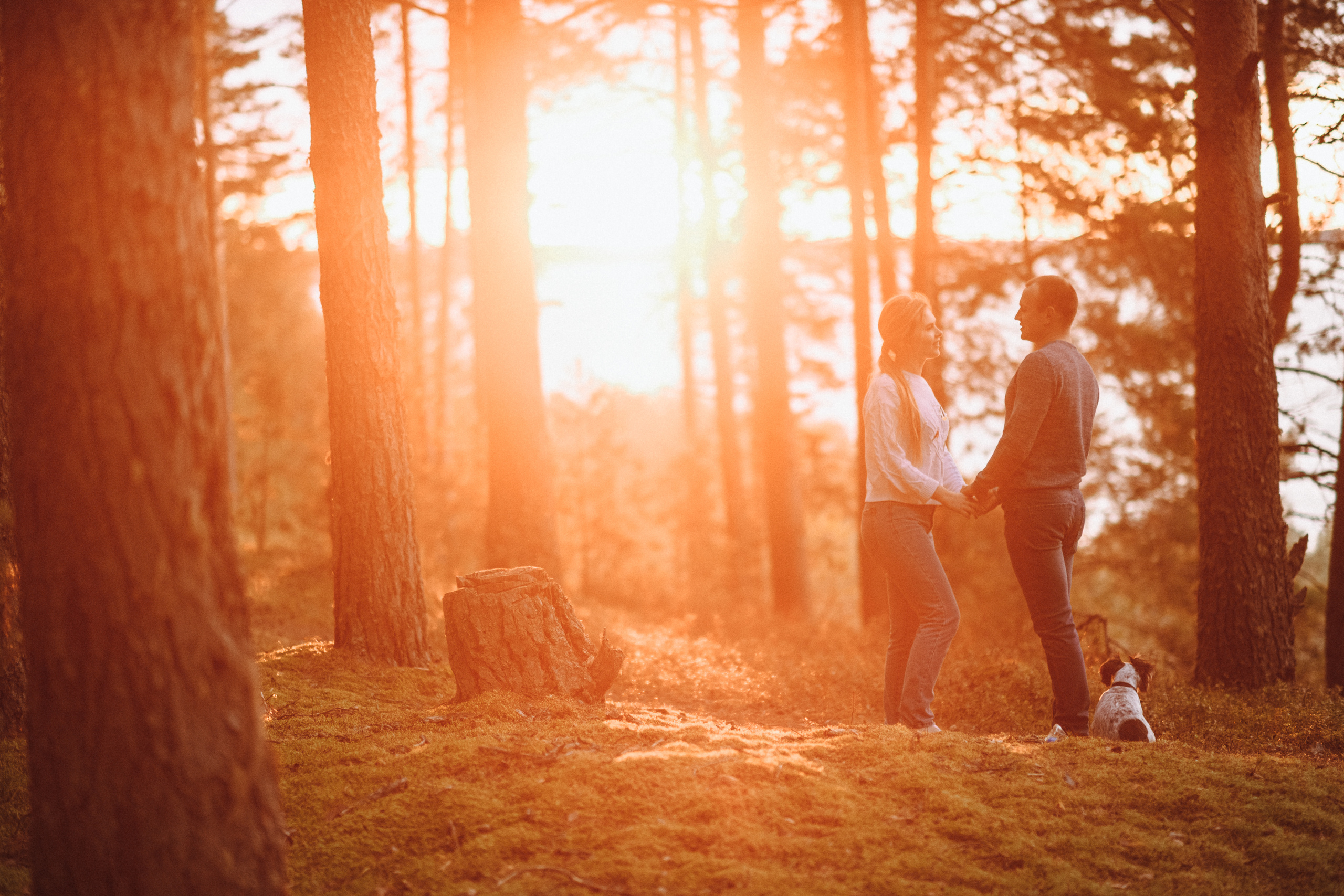 Чувственная фотосессия в лесу. Свадебный и семейный фотограф в Котласе Никита Попов
