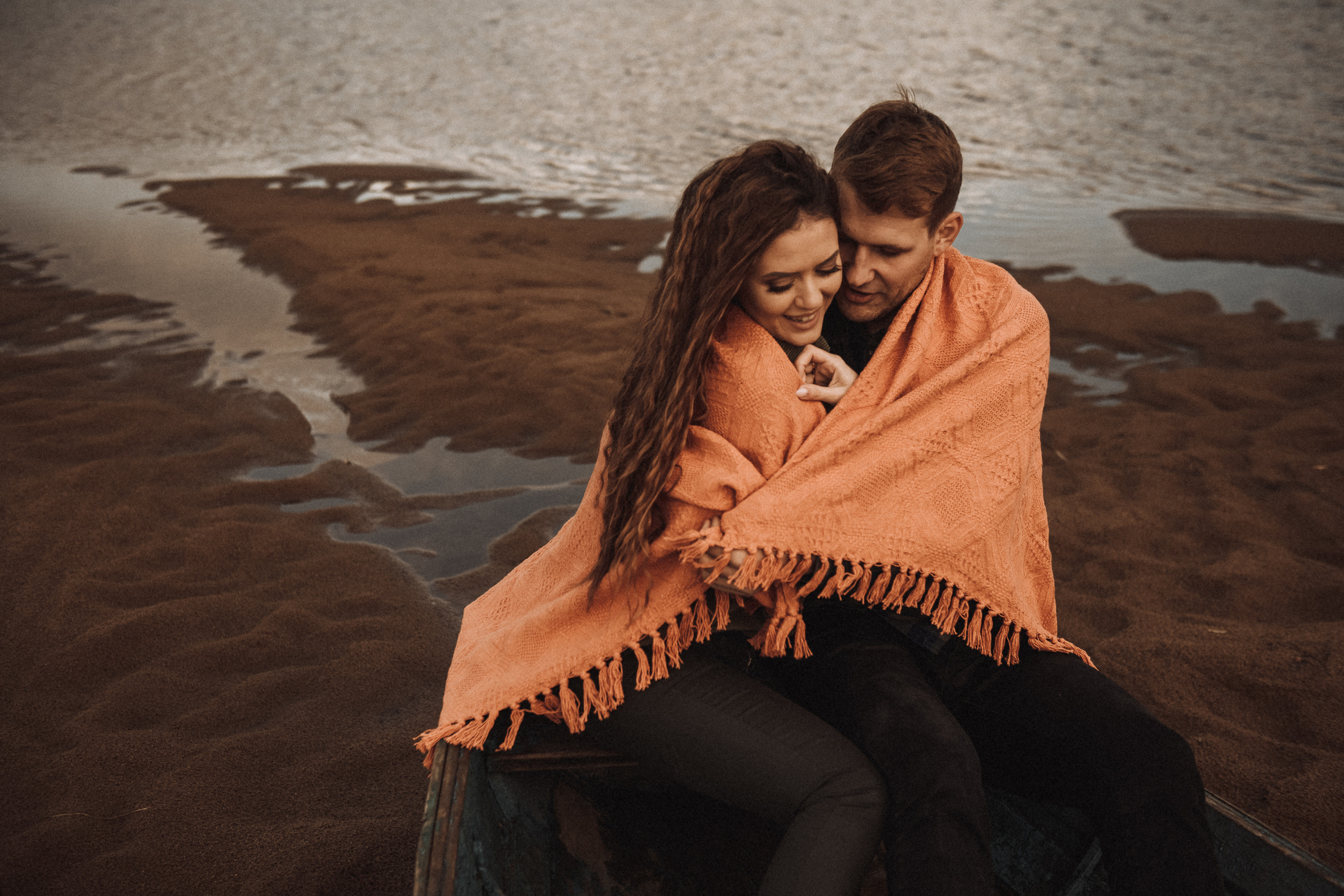 Эмоциональная прогулка на природе. Свадебный и семейный фотограф в Котласе Никита Попов