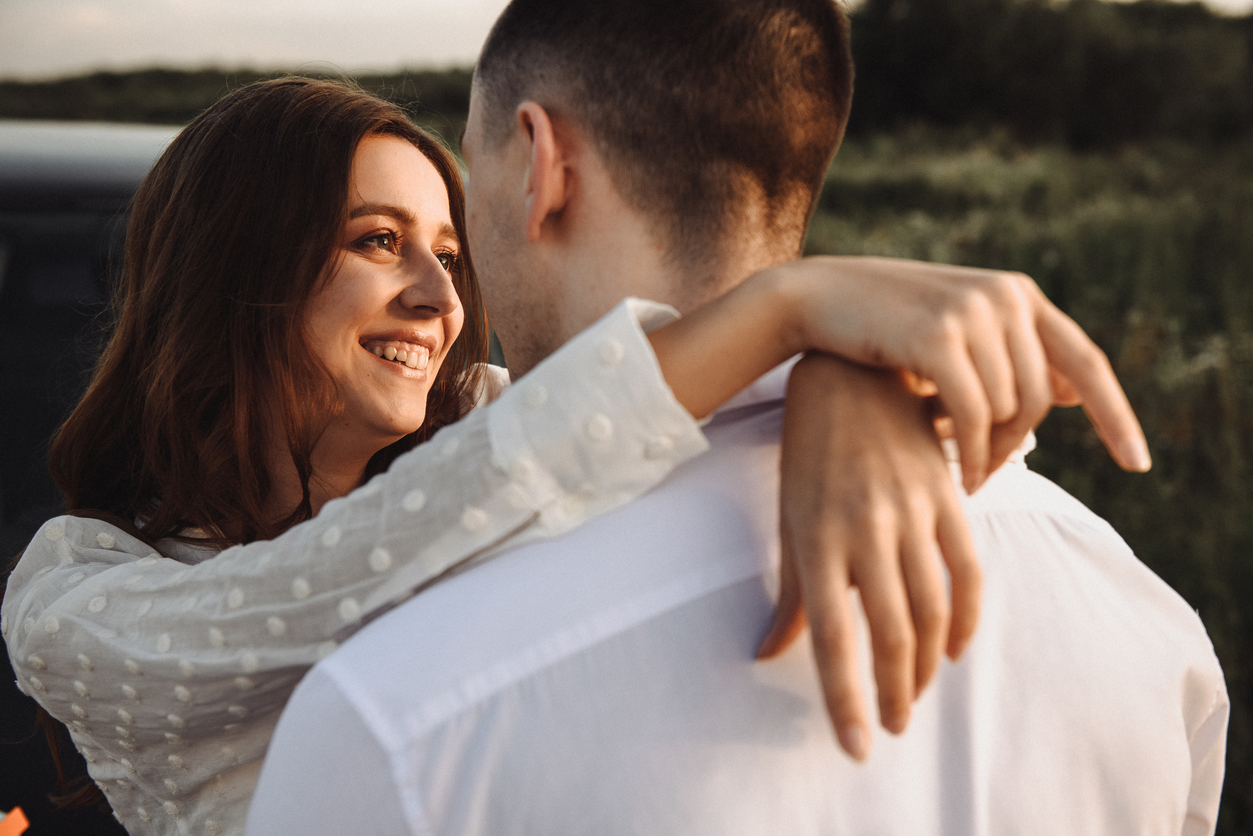 Прогулка по пляжу на закате. Свадебный и семейный фотограф в Котласе Никита Попов