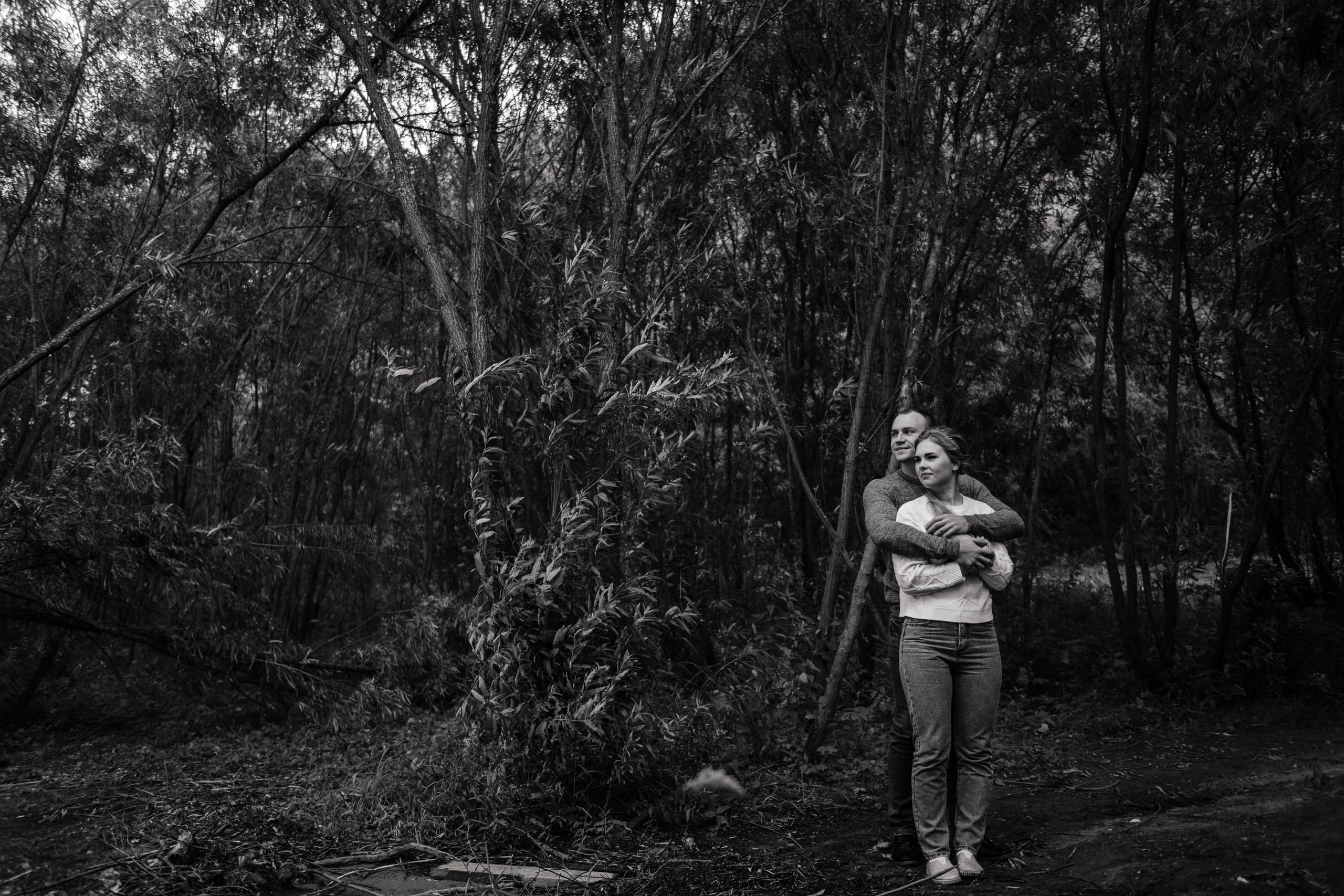 Чувственная фотосессия в лесу. Свадебный и семейный фотограф в Котласе Никита Попов