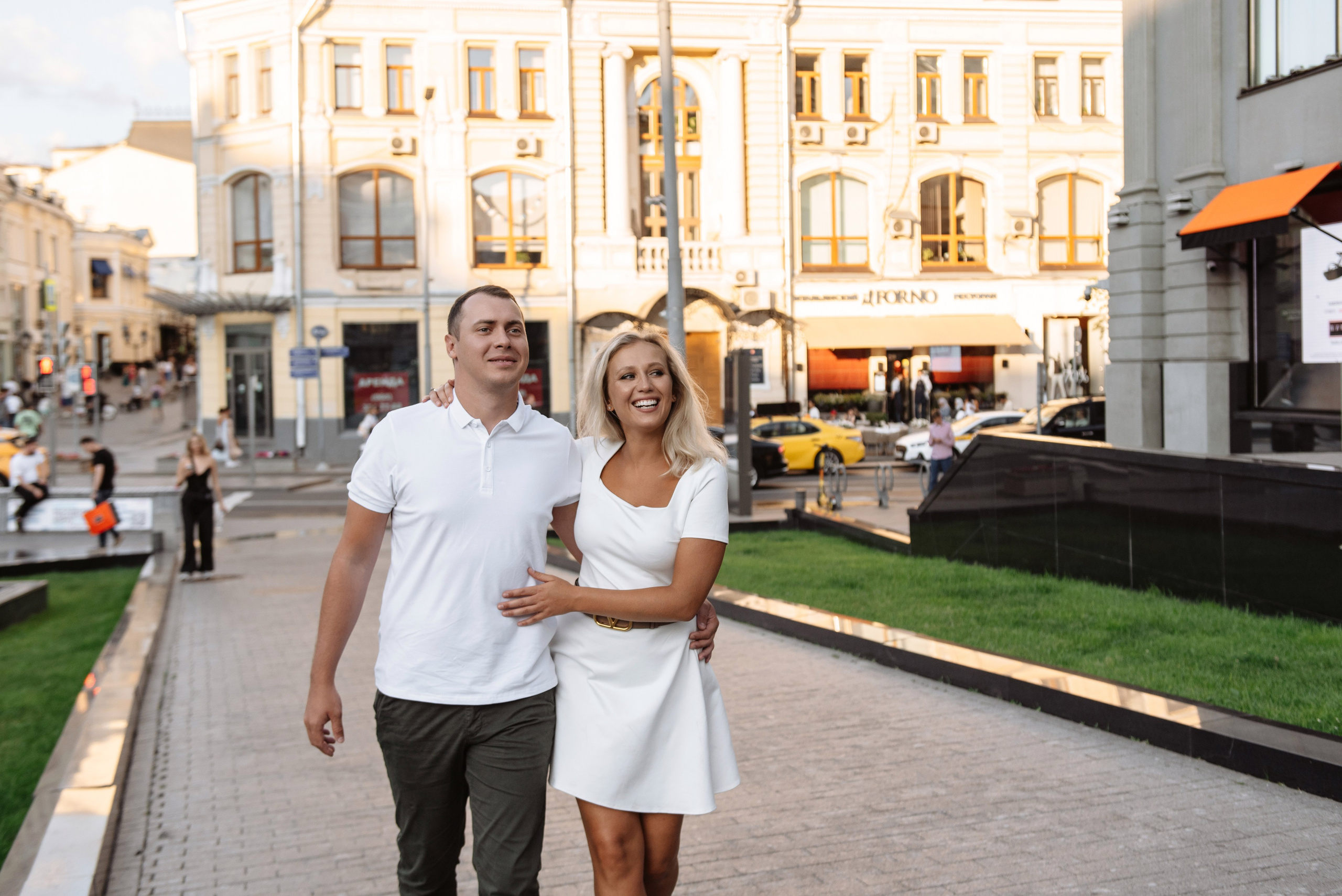 Миллионы глаз смотрят на нас.спустя 5 лет). Свадебный фотограф и визажист в Москве Кристина Палько