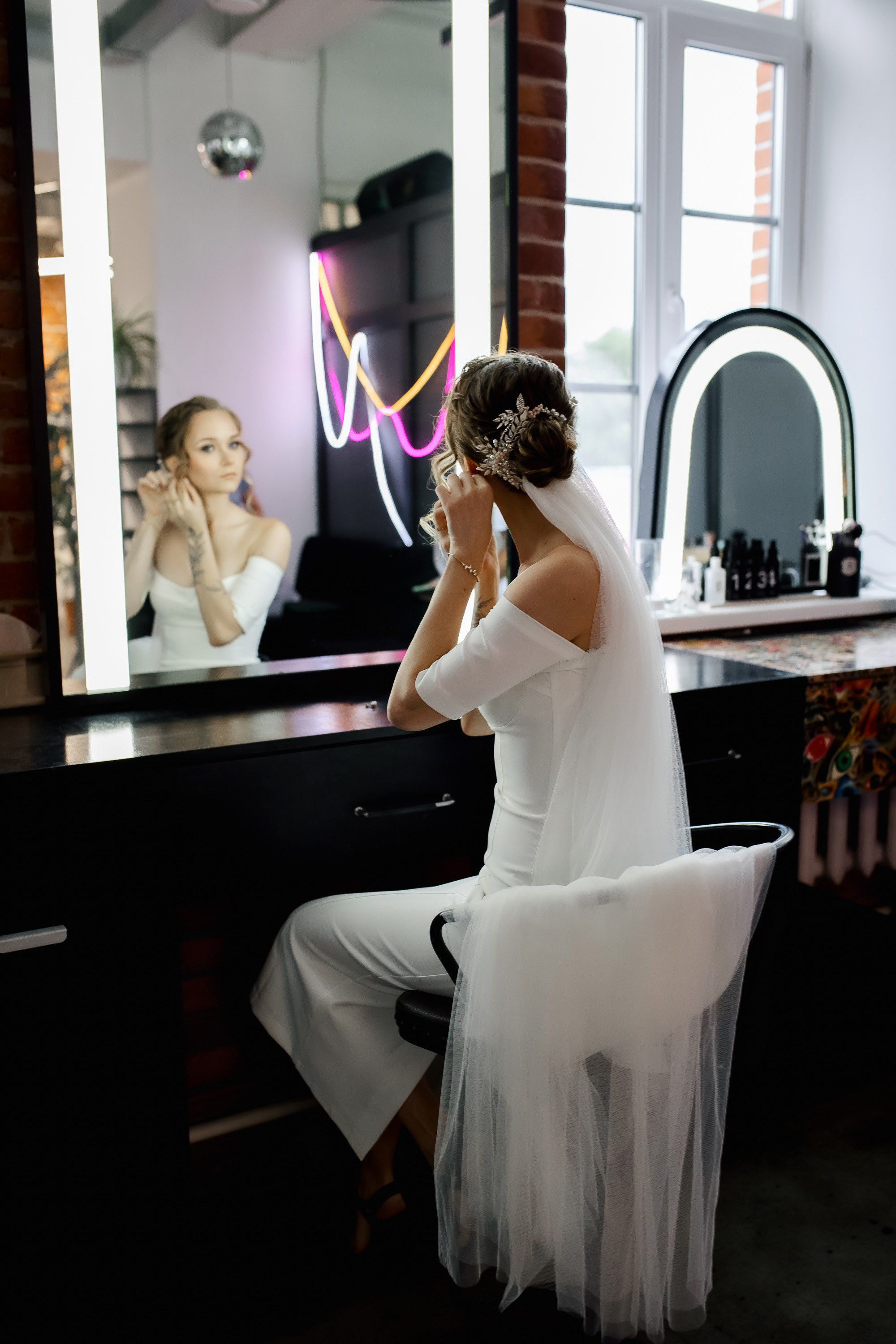 Степан и Ульяна. Утро. Загс. Прогулка. Дождь и солнце. Свадебный фотограф в Хабаровске