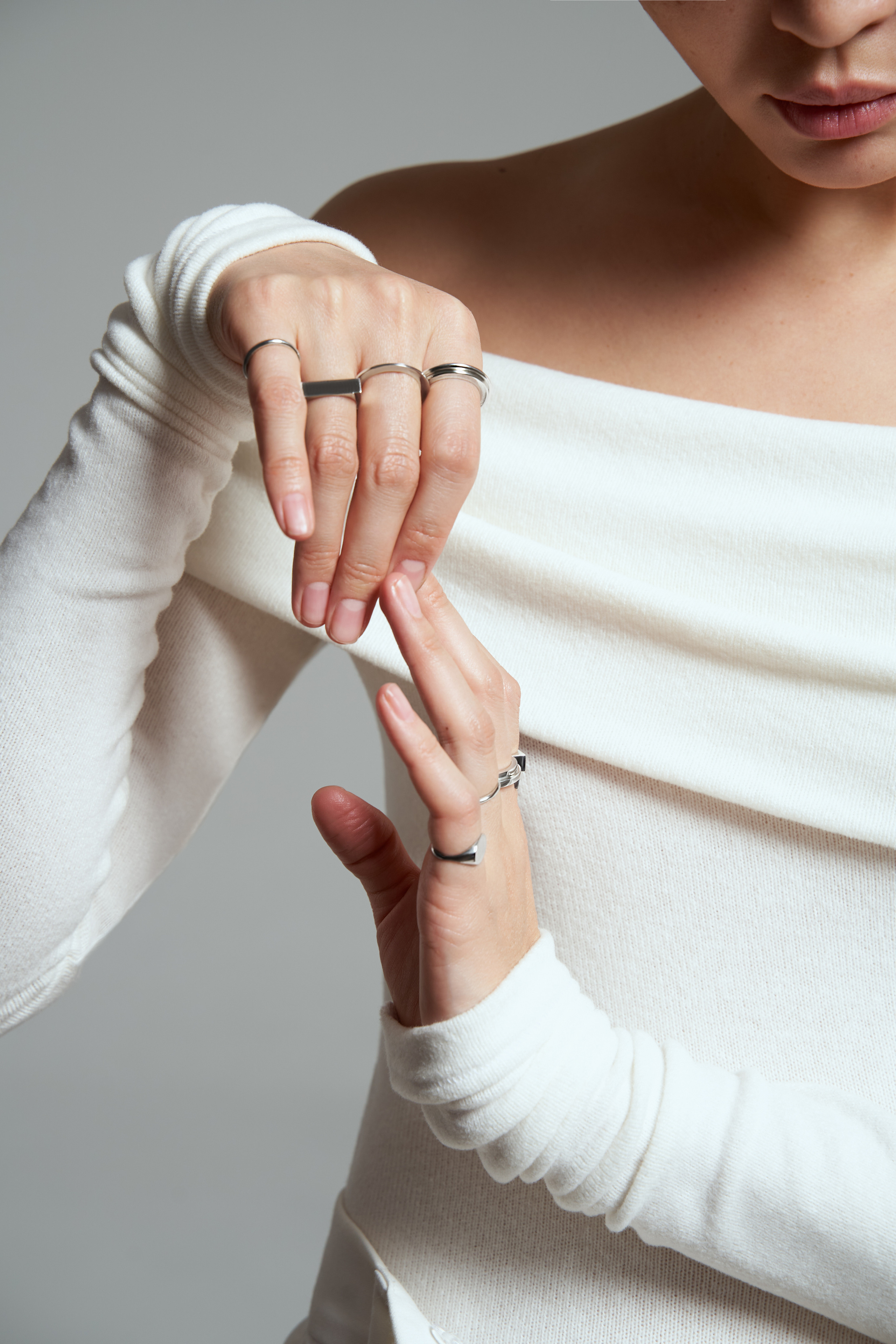 Handmade украшения и трогательные боди с запатентованной застежкой