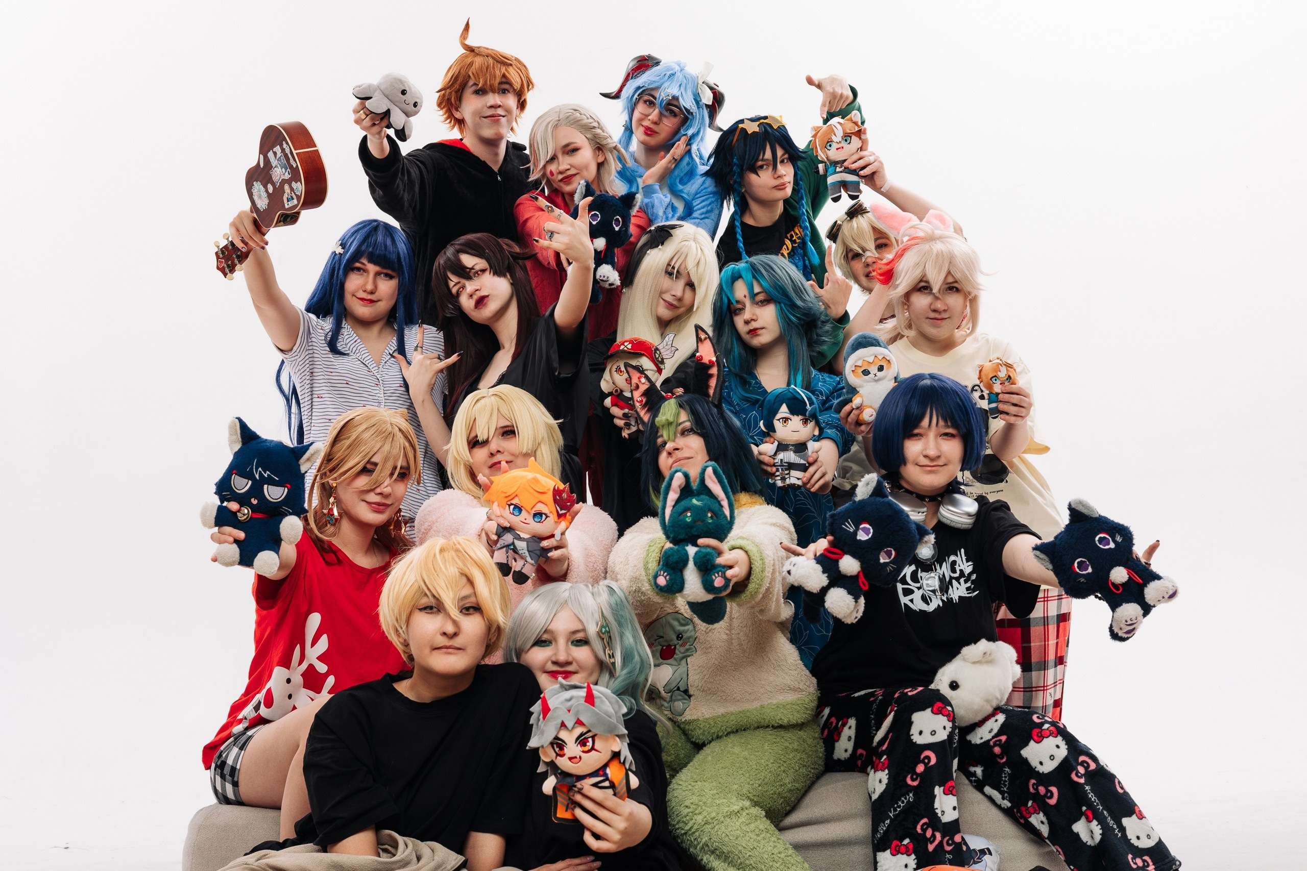 Genshin Impact пижамная съёмка студия. Flint — photographer