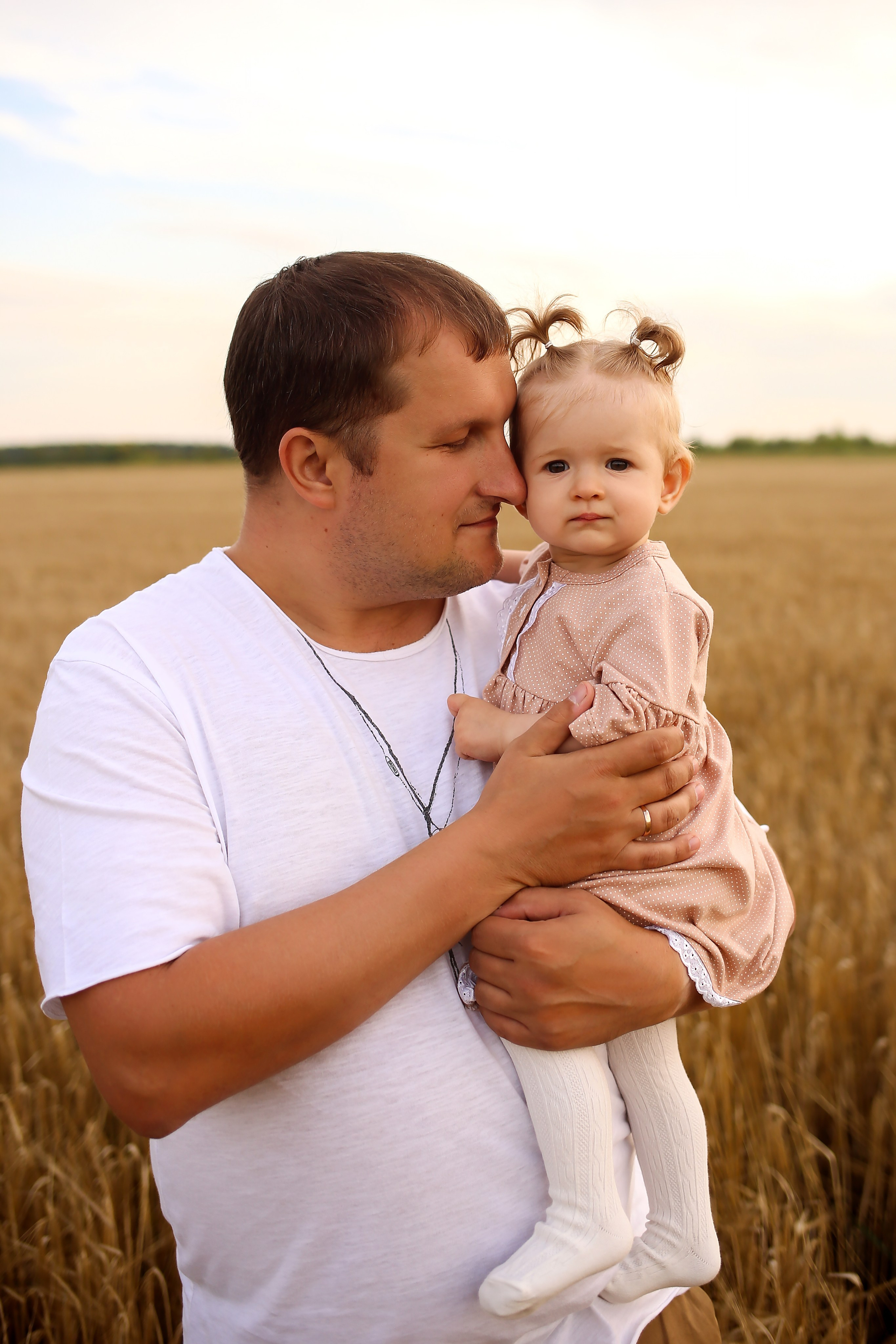 Съемка в поле. Семейный фотограф Фотосессия беременности  Екатеринбург Елена Луткова