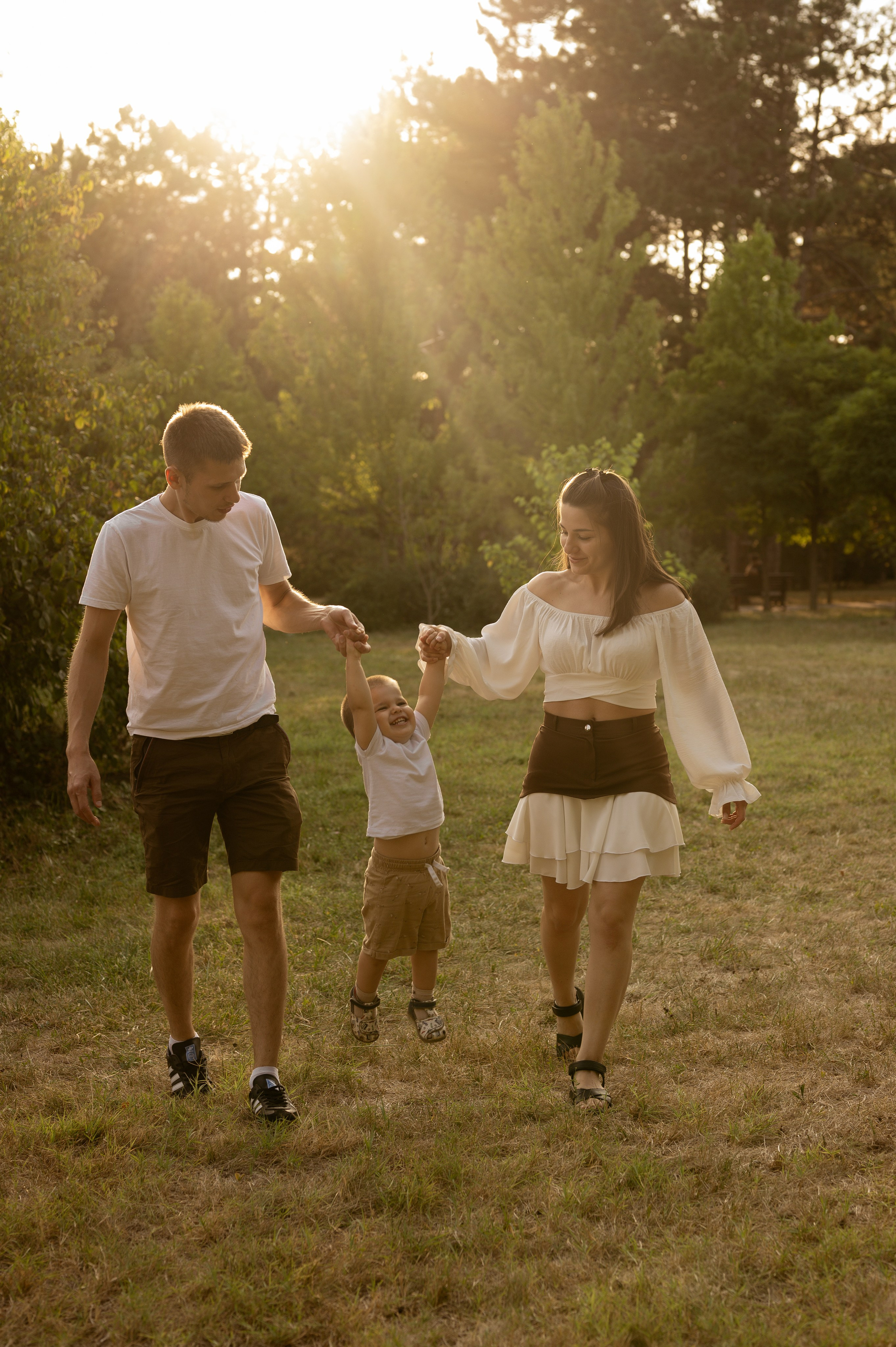 Летняя семейная фотосессия в парке. Свадебный и семейный фотограф в Краснодаре Алина Мельник