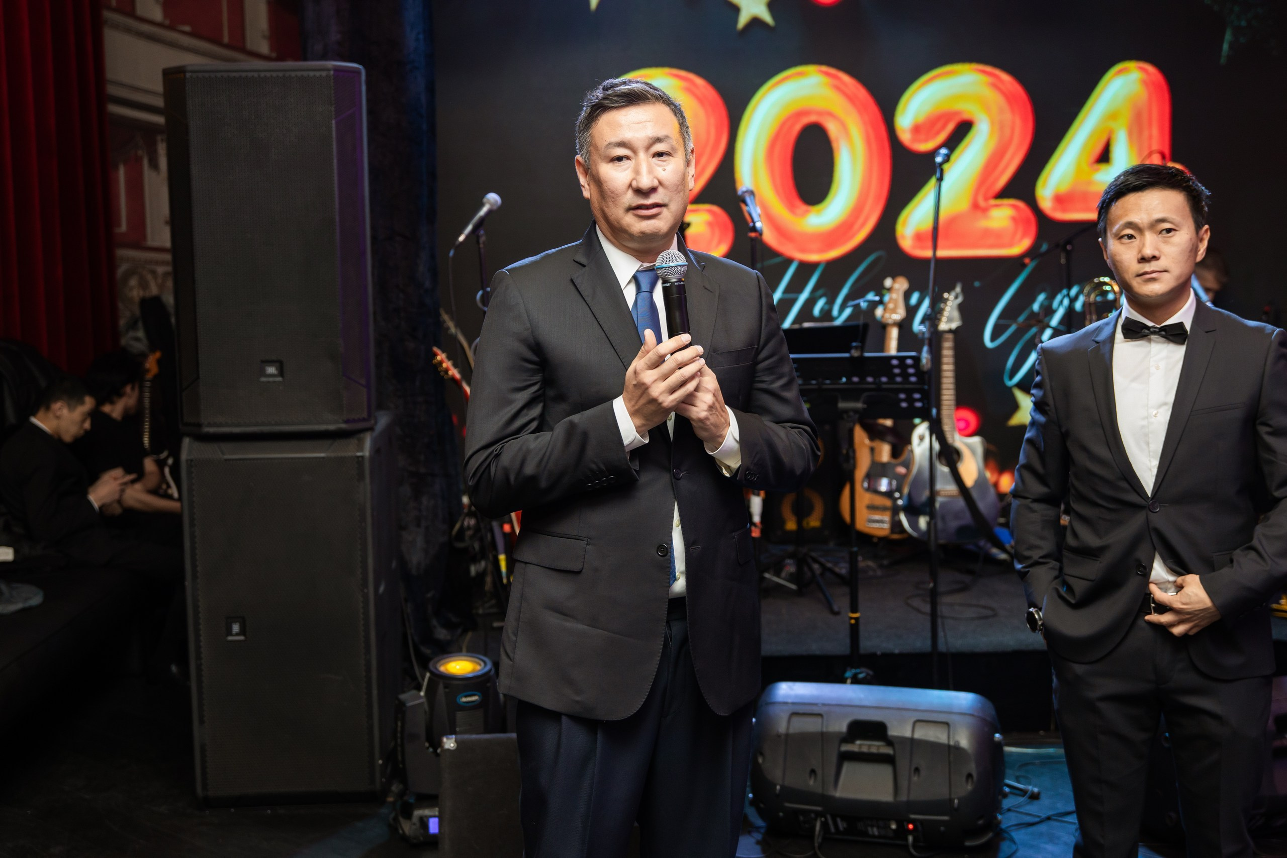 Корпоратив. Свадебный и студийный фотограф в Алматы Ильяс Кырбаев