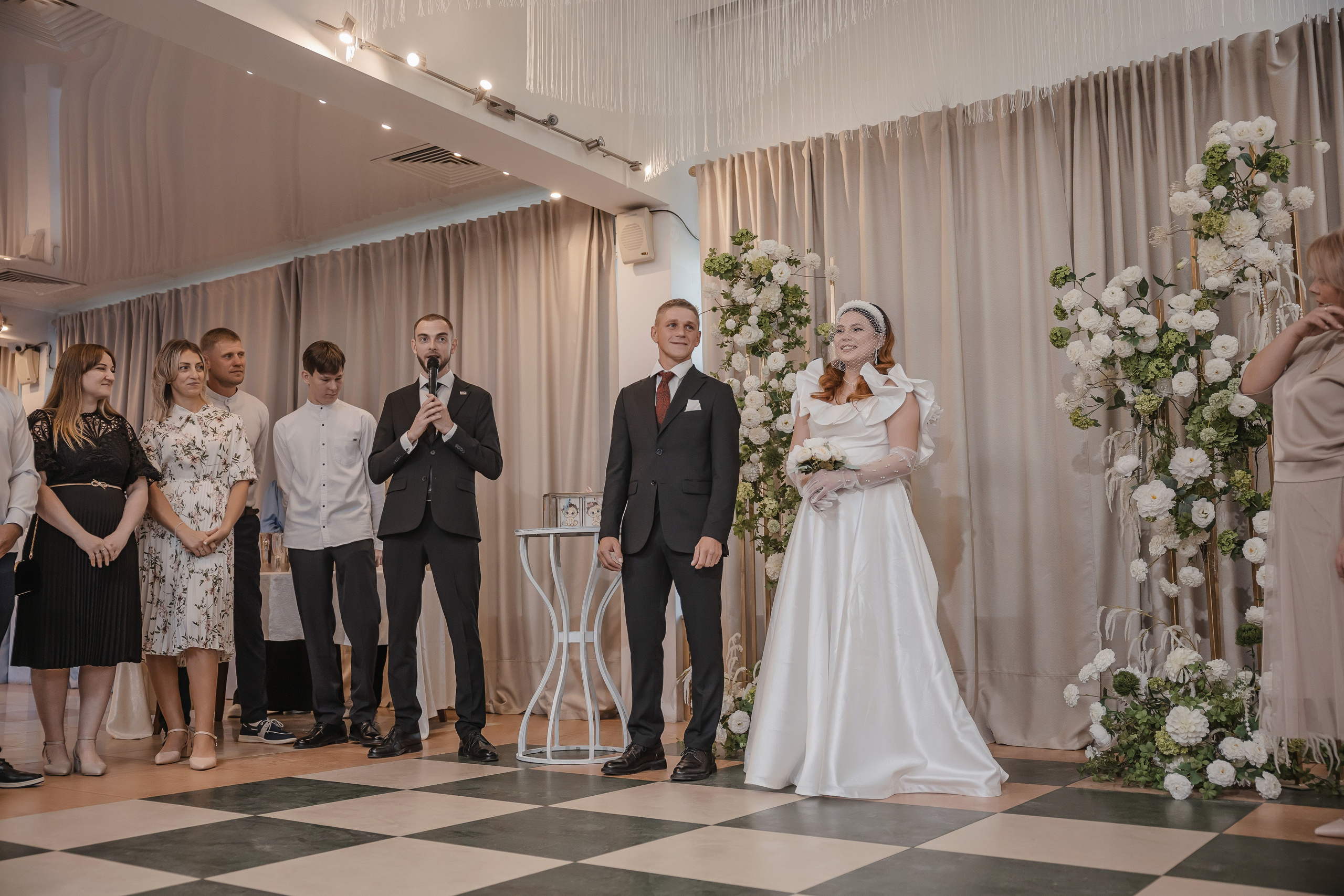 Антон Арина