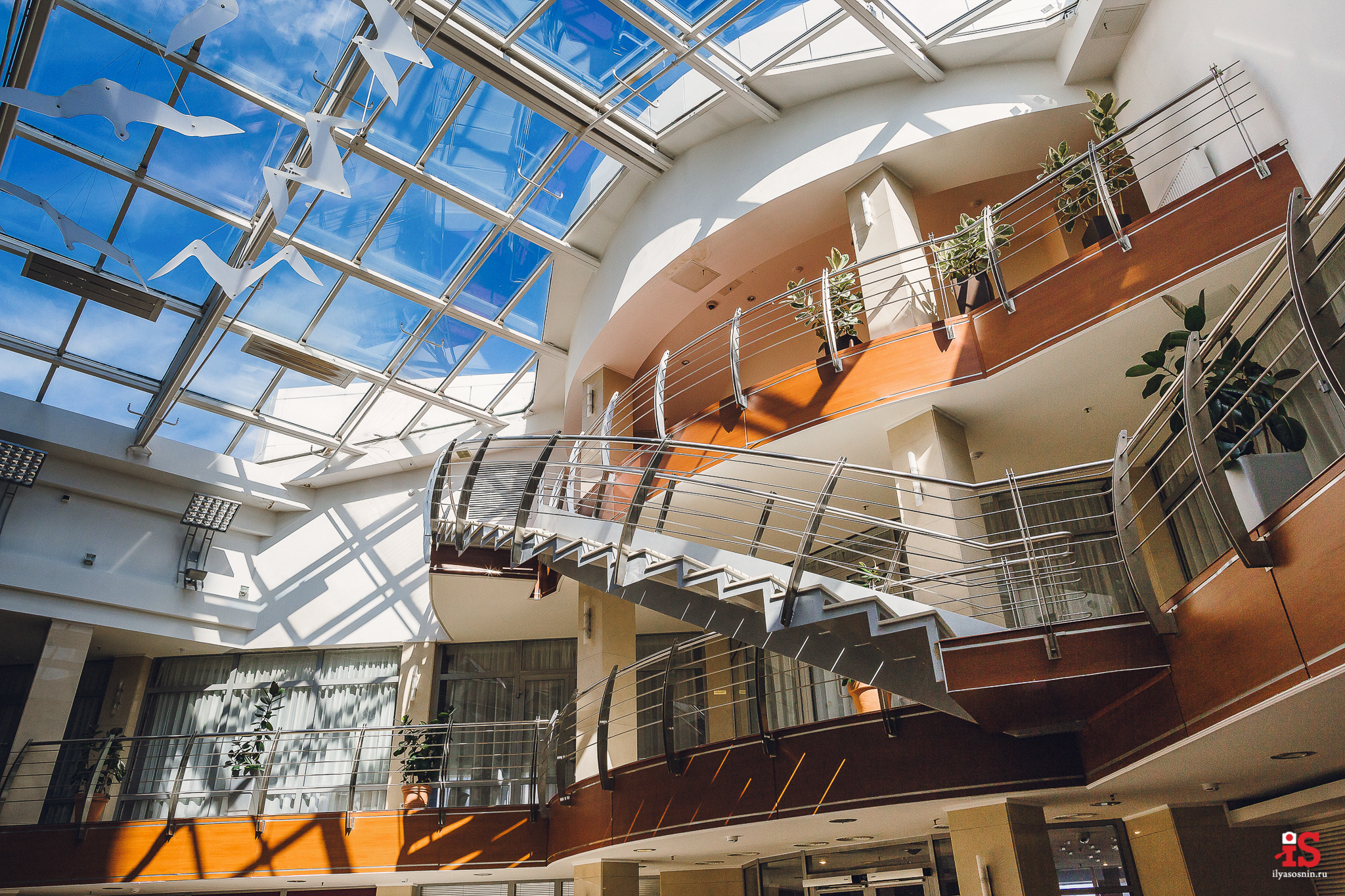 Интерьерная  фотосъемка, фото для гостиницы, фотосъемка отелей, фото для турбизнеса, фото номеров отелей, фото ресторана, фото меню отеля, конференц зал, гостевой дом в карелии, лучший фотограф интерьеров Петрозаводск Карелия, турбаза в Карелии, экскурсии по Карелии, Кижи, Петрозаводск, Илья Соснин