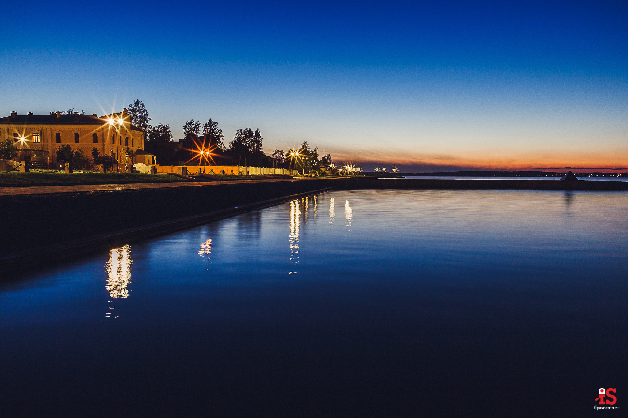 Интерьерная  фотосъемка, фото для гостиницы, фотосъемка отелей, фото для турбизнеса, фото номеров отелей, фото ресторана, фото меню отеля, конференц зал, гостевой дом в карелии, лучший фотограф интерьеров Петрозаводск Карелия, турбаза в Карелии, экскурсии по Карелии, Кижи, Петрозаводск, Илья Соснин