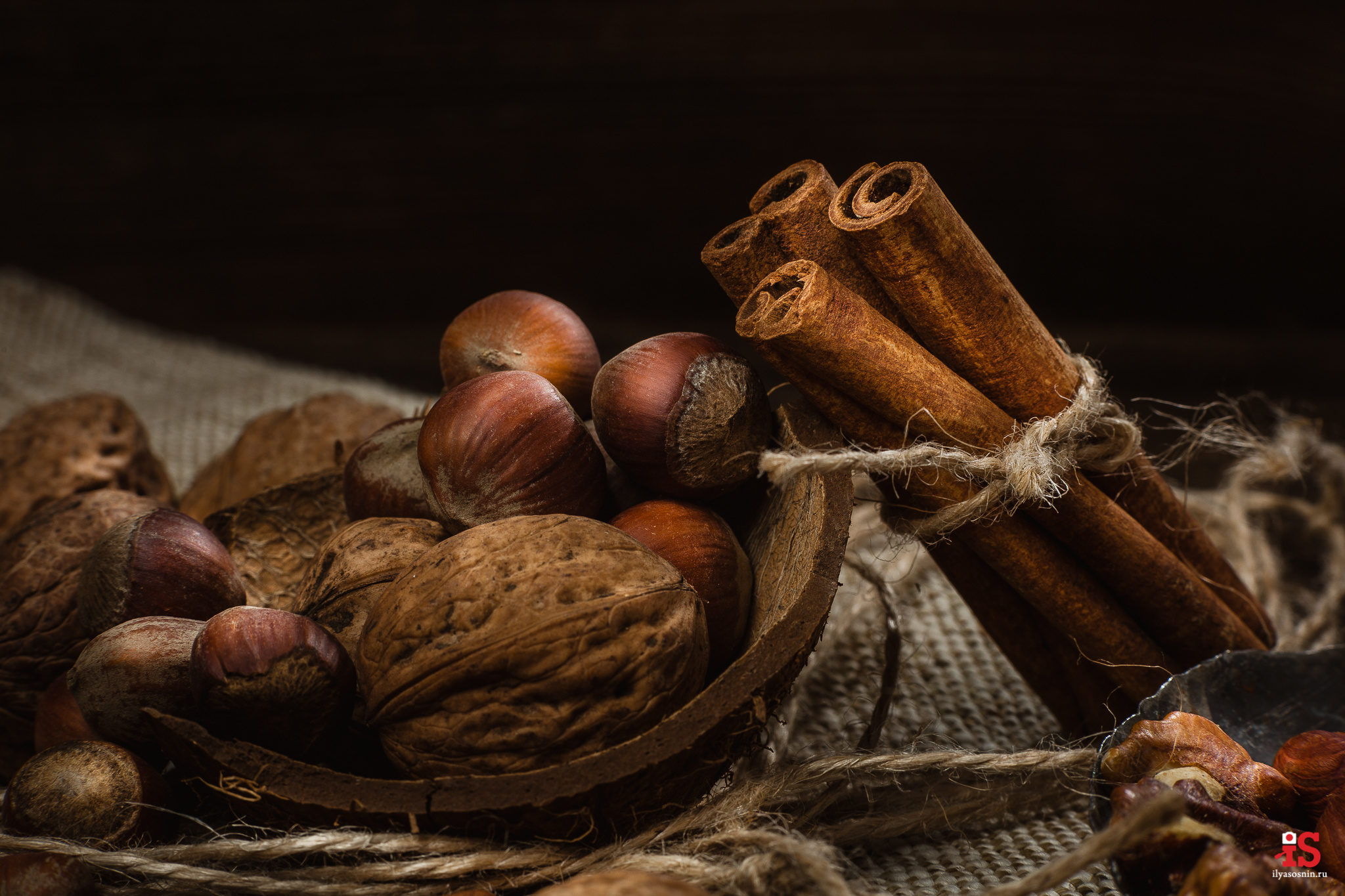 фуд-фотограф, фуд-стилист, фуд, фото еды, фото для меню, заказать фотосессию, фотосъемка блюд для меню, винная карта, гриль, food-photo, фото коктейлей, холодные блюда, салаты, супы, горячие блюда, суши, роллы, пицца, русская кухня, японская кухня, шашлык, брискет, фото мяса, фотограф Илья Соснин