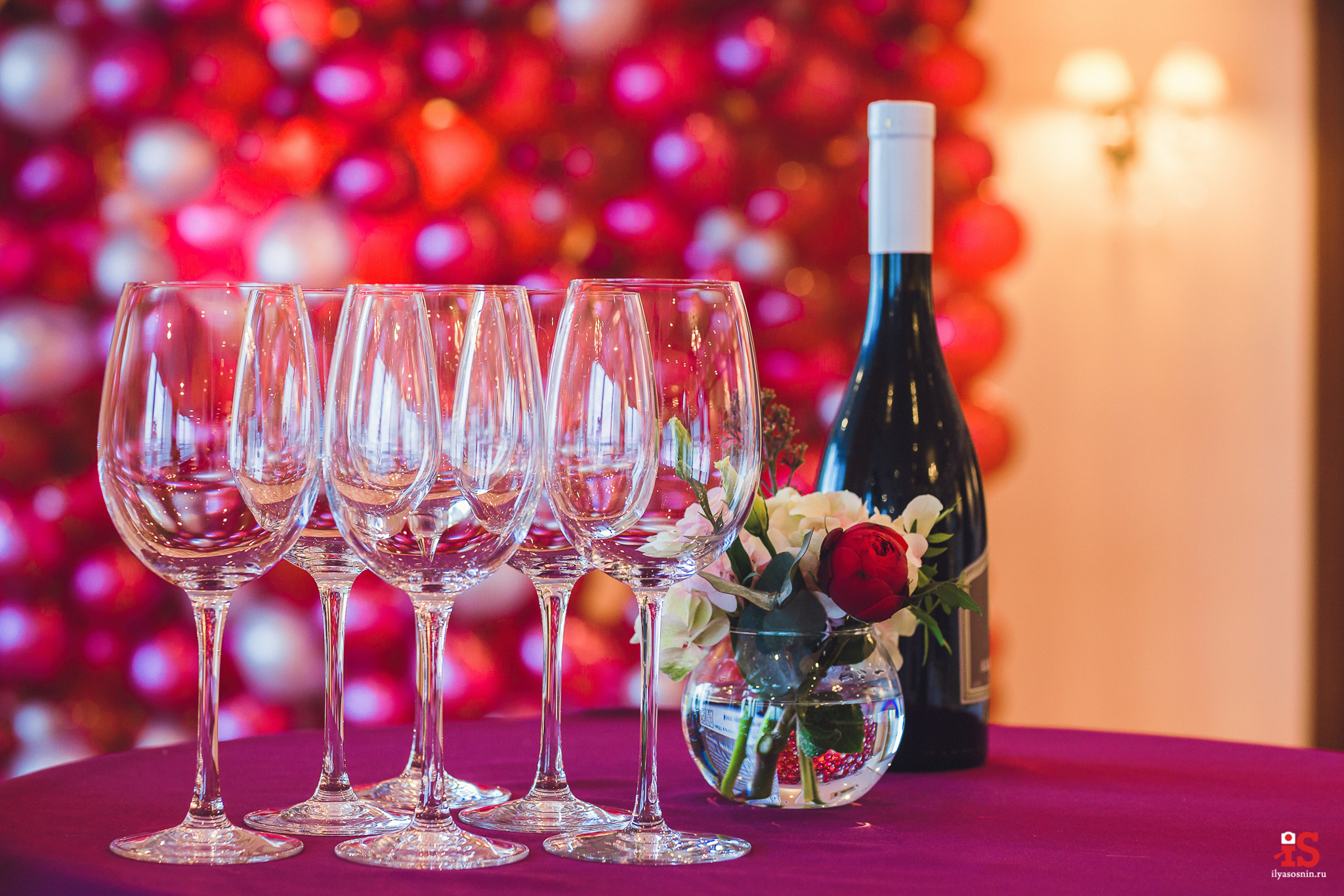 Интерьерная  фотосъемка, фото для гостиницы, фотосъемка отелей, фото для турбизнеса, фото номеров отелей, фото ресторана, фото меню отеля, конференц зал, гостевой дом в карелии, лучший фотограф интерьеров Петрозаводск Карелия, турбаза в Карелии, экскурсии по Карелии, Кижи, Петрозаводск, Илья Соснин