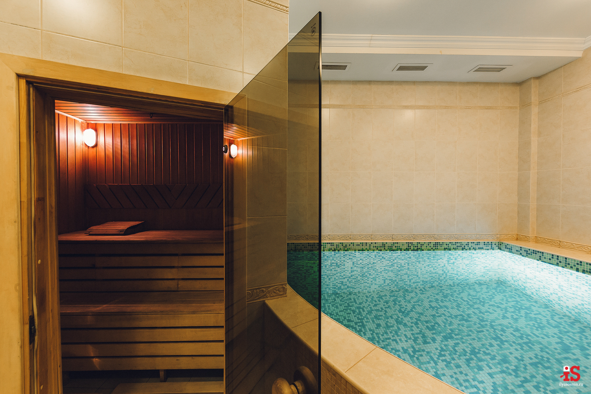 Интерьерная  фотосъемка, фото для гостиницы, фотосъемка отелей, фото для турбизнеса, фото номеров отелей, фото ресторана, фото меню отеля, конференц зал, гостевой дом в карелии, лучший фотограф интерьеров Петрозаводск Карелия, турбаза в Карелии, экскурсии по Карелии, Кижи, Петрозаводск, Илья Соснин