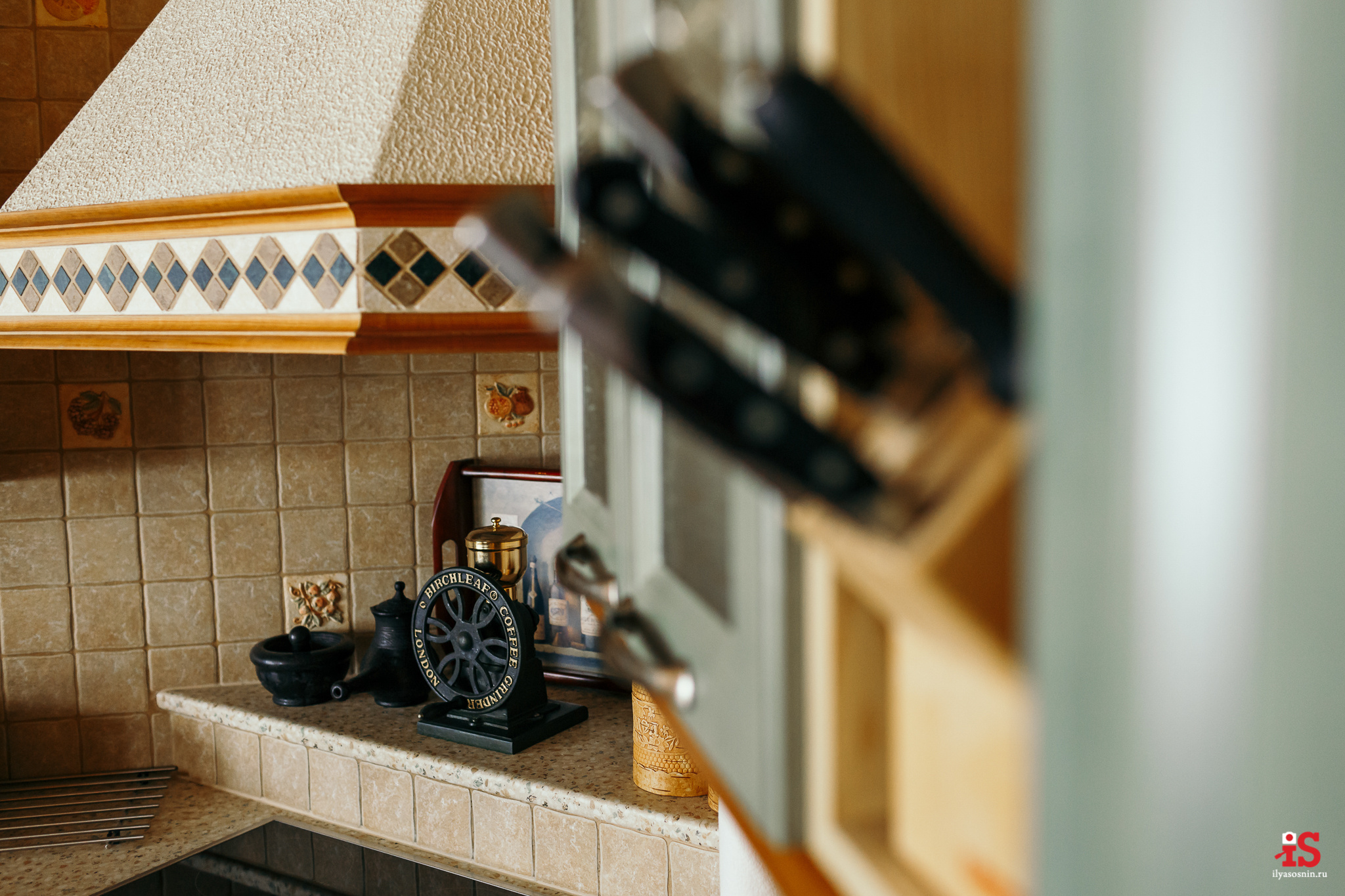 Интерьерная  фотосъемка, фото для гостиницы, фотосъемка отелей, фото для турбизнеса, фото номеров отелей, фото ресторана, фото меню отеля, конференц зал, гостевой дом в карелии, лучший фотограф интерьеров Петрозаводск Карелия, турбаза в Карелии, экскурсии по Карелии, Кижи, Петрозаводск, Илья Соснин