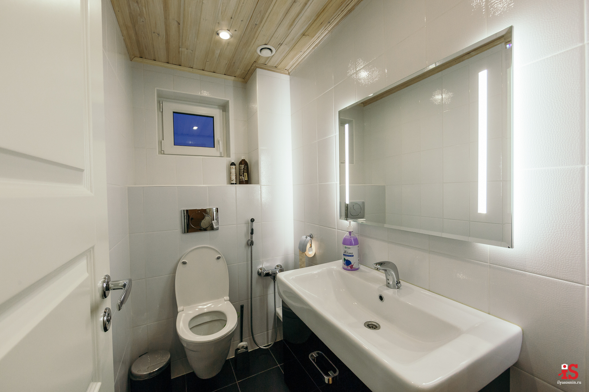 Интерьерная  фотосъемка, фото для гостиницы, фотосъемка отелей, фото для турбизнеса, фото номеров отелей, фото ресторана, фото меню отеля, конференц зал, гостевой дом в карелии, лучший фотограф интерьеров Петрозаводск Карелия, турбаза в Карелии, экскурсии по Карелии, Кижи, Петрозаводск, Илья Соснин