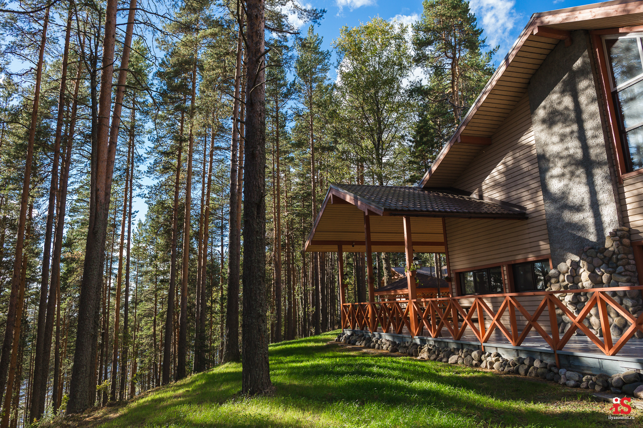 Интерьерная  фотосъемка, фото для гостиницы, фотосъемка отелей, фото для турбизнеса, фото номеров отелей, фото ресторана, фото меню отеля, конференц зал, гостевой дом в карелии, лучший фотограф интерьеров Петрозаводск Карелия, турбаза в Карелии, база отдыха на Сямозеро, фотограф Илья Соснин