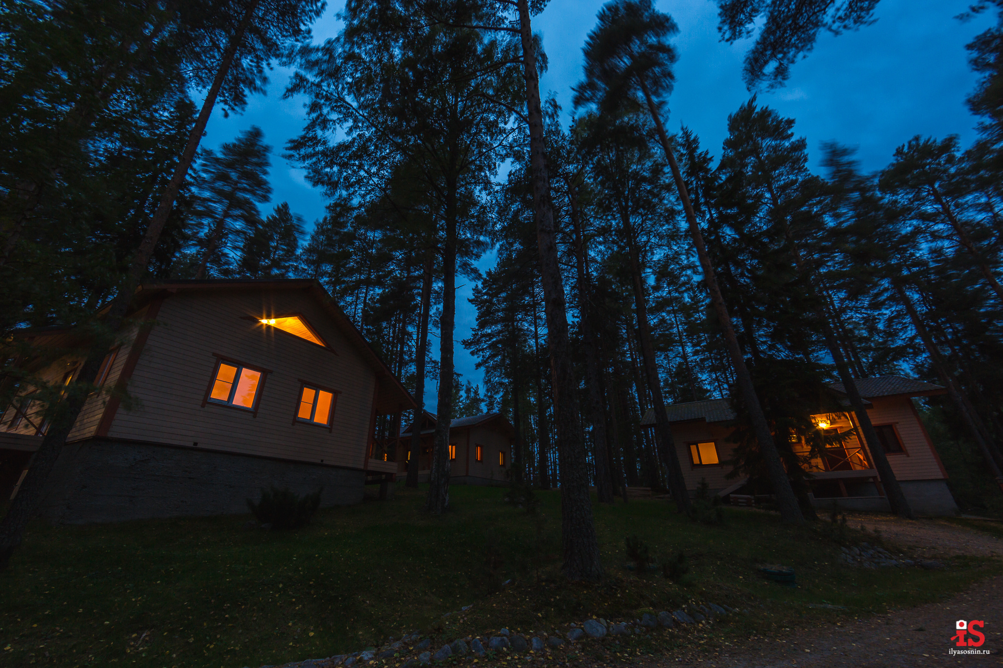 Интерьерная  фотосъемка, фото для гостиницы, фотосъемка отелей, фото для турбизнеса, фото номеров отелей, фото ресторана, фото меню отеля, конференц зал, гостевой дом в карелии, лучший фотограф интерьеров Петрозаводск Карелия, турбаза в Карелии, база отдыха на Сямозеро, фотограф Илья Соснин