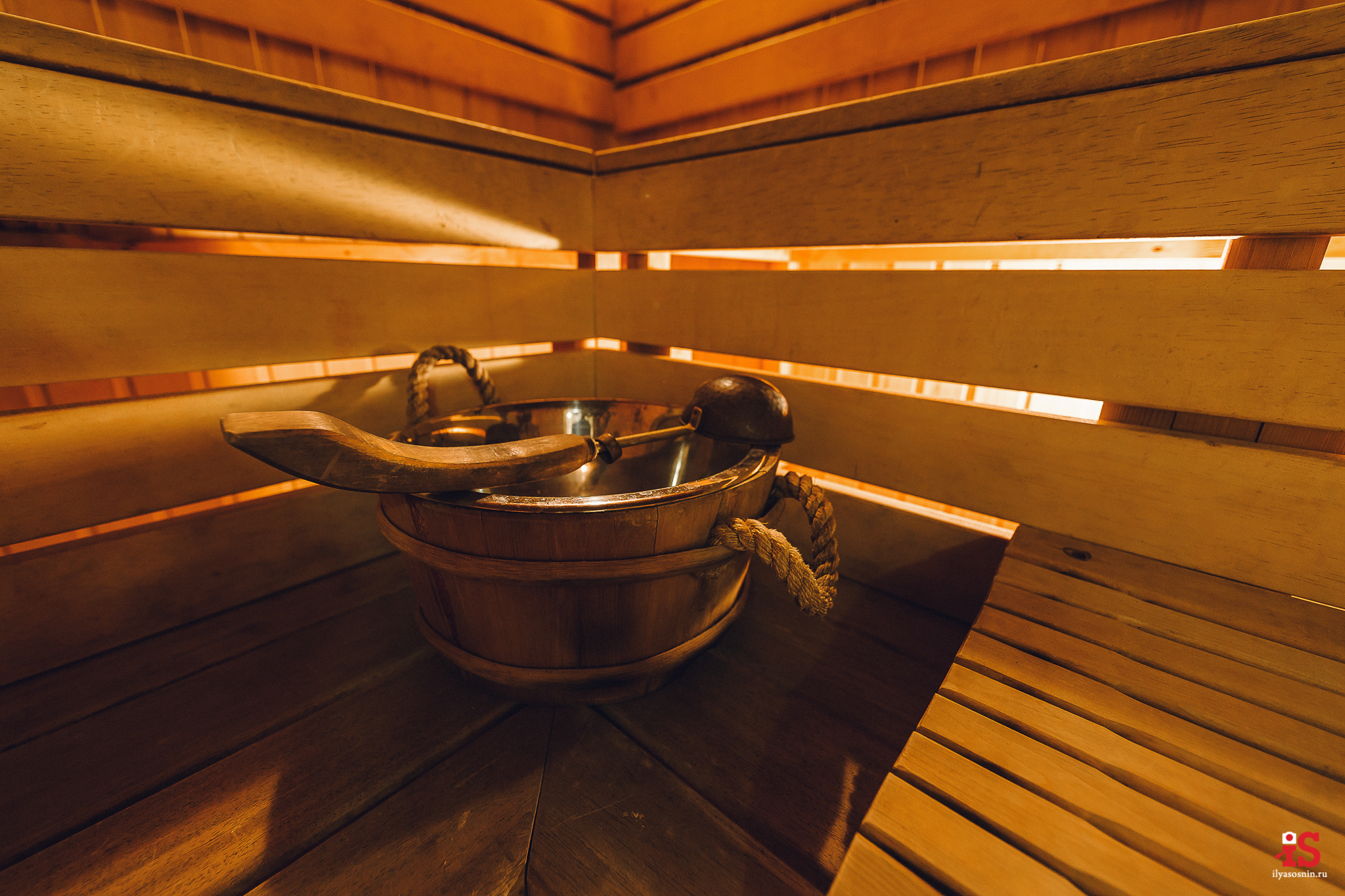 Интерьерная  фотосъемка, фото для гостиницы, фотосъемка отелей, фото для турбизнеса, фото номеров отелей, фото ресторана, фото меню отеля, конференц зал, гостевой дом в карелии, лучший фотограф интерьеров Петрозаводск Карелия, турбаза в Карелии, экскурсии по Карелии, Кижи, Петрозаводск, Илья Соснин