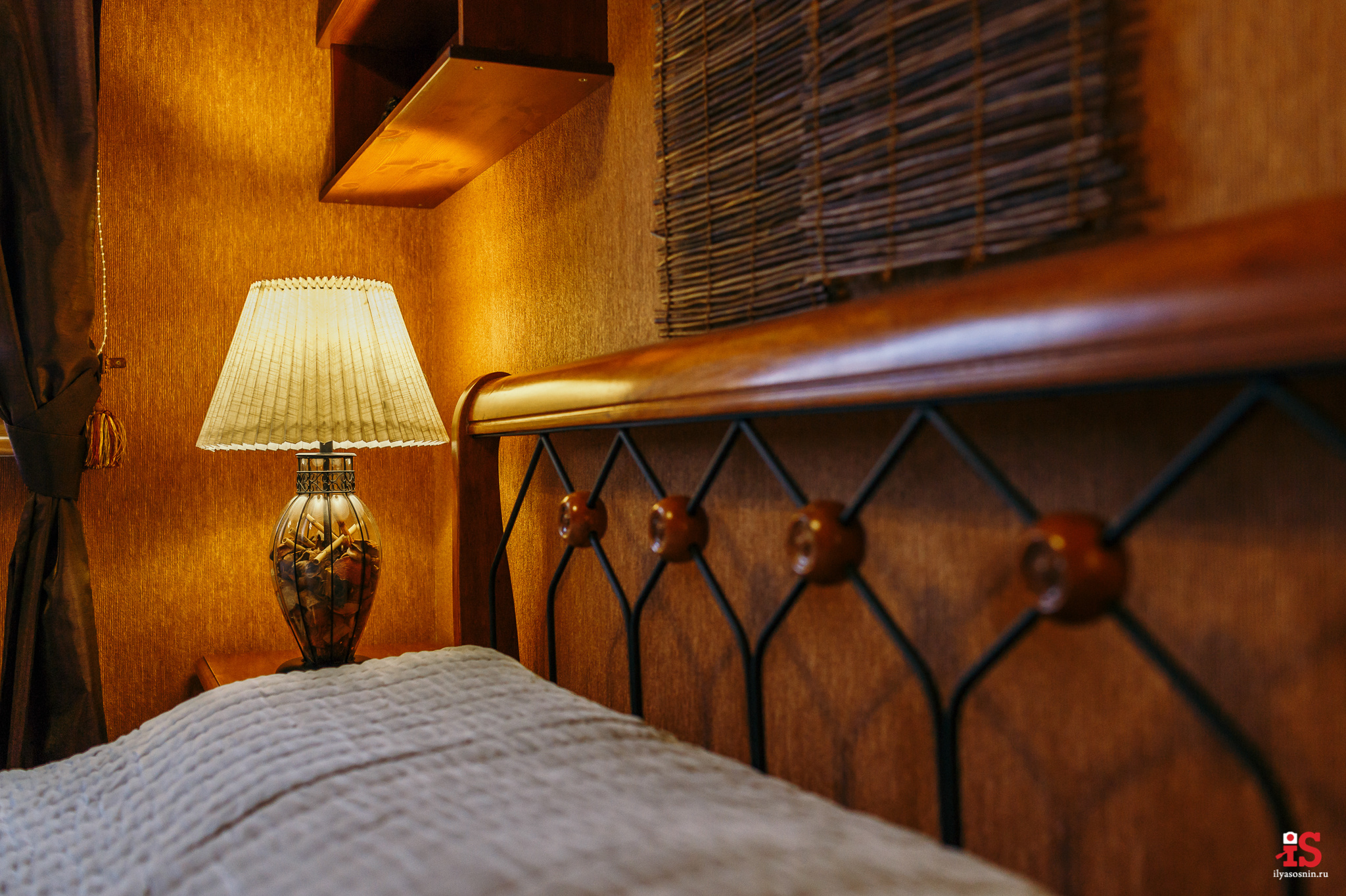 Интерьерная  фотосъемка, фото для гостиницы, фотосъемка отелей, фото для турбизнеса, фото номеров отелей, фото ресторана, фото меню отеля, конференц зал, гостевой дом в карелии, лучший фотограф интерьеров Петрозаводск Карелия, турбаза в Карелии, экскурсии по Карелии, Кижи, Петрозаводск, Илья Соснин