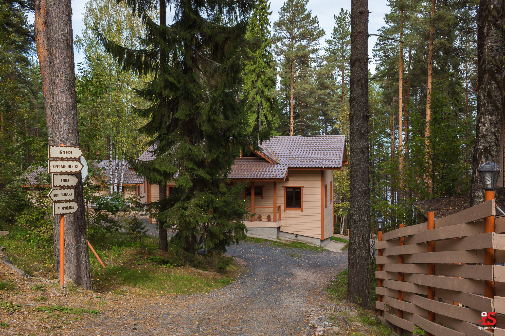 Интерьерная  фотосъемка, фото для гостиницы, фотосъемка отелей, фото для турбизнеса, фото номеров отелей, фото ресторана, фото меню отеля, конференц зал, гостевой дом в карелии, лучший фотограф интерьеров Петрозаводск Карелия, турбаза в Карелии, база отдыха на Сямозеро, фотограф Илья Соснин