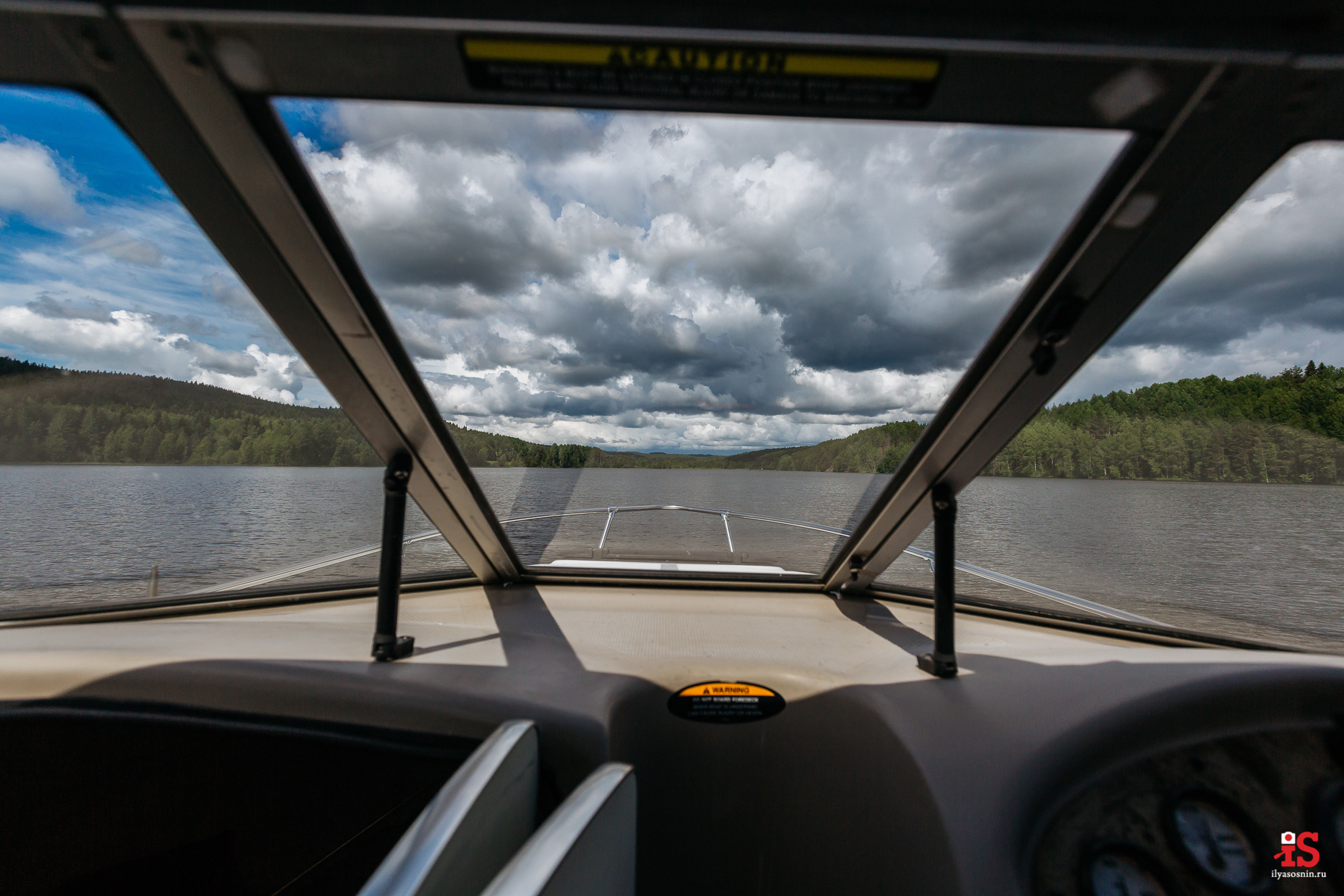 Интерьерная  фотосъемка, фото для гостиницы, фотосъемка отелей, фото для турбизнеса, фото номеров отелей, фото ресторана, фото меню отеля, конференц зал, гостевой дом в карелии, лучший фотограф интерьеров Петрозаводск Карелия, турбаза в Карелии, экскурсии по Карелии, Кижи, Петрозаводск, Илья Соснин