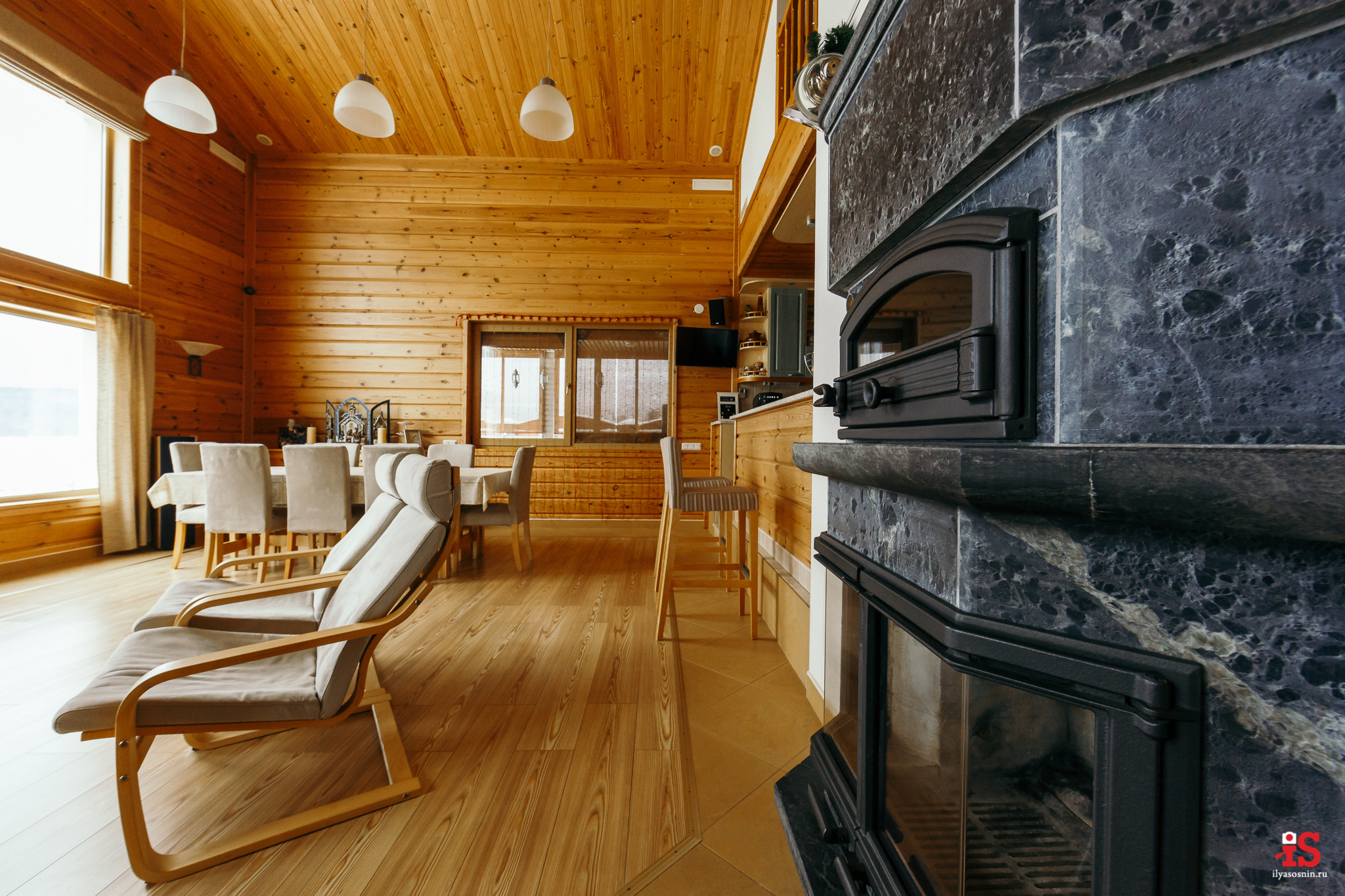 Интерьерная  фотосъемка, фото для гостиницы, фотосъемка отелей, фото для турбизнеса, фото номеров отелей, фото ресторана, фото меню отеля, конференц зал, гостевой дом в карелии, лучший фотограф интерьеров Петрозаводск Карелия, турбаза в Карелии, экскурсии по Карелии, Кижи, Петрозаводск, Илья Соснин