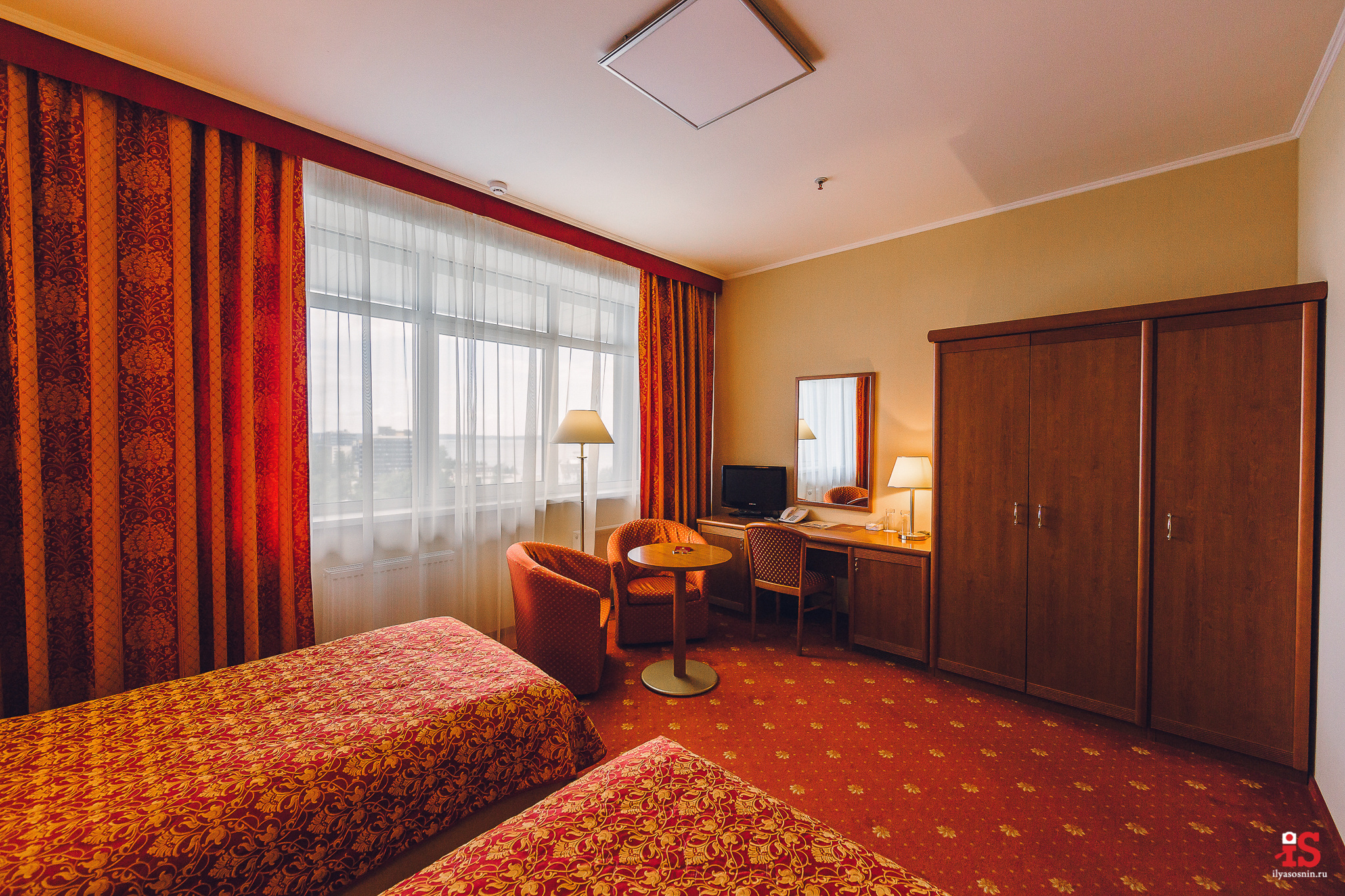 Интерьерная  фотосъемка, фото для гостиницы, фотосъемка отелей, фото для турбизнеса, фото номеров отелей, фото ресторана, фото меню отеля, конференц зал, гостевой дом в карелии, лучший фотограф интерьеров Петрозаводск Карелия, турбаза в Карелии, экскурсии по Карелии, Кижи, Петрозаводск, Илья Соснин