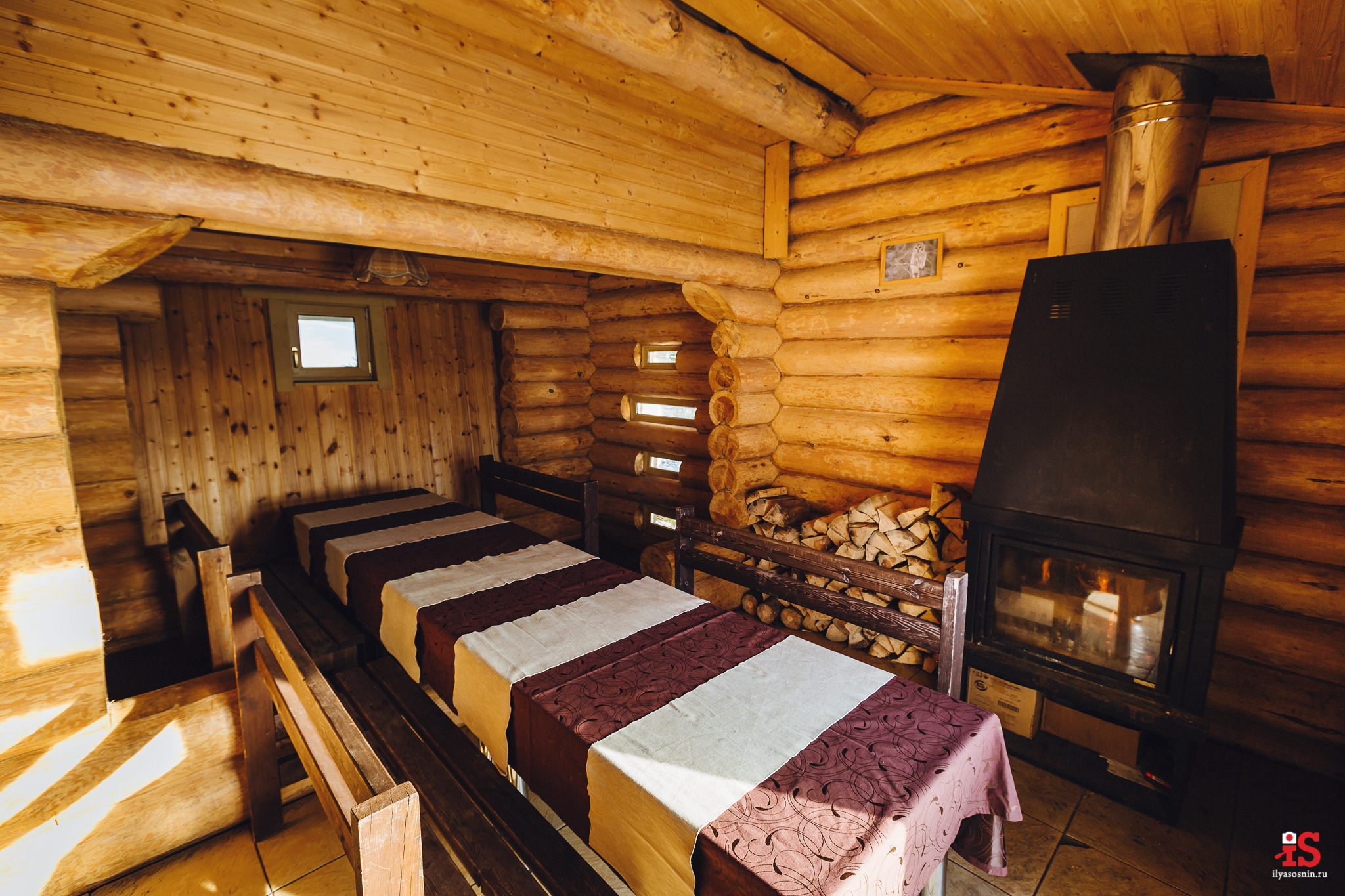 Интерьерная  фотосъемка, фото для гостиницы, фотосъемка отелей, фото для турбизнеса, фото номеров отелей, фото ресторана, фото меню отеля, конференц зал, гостевой дом в карелии, лучший фотограф интерьеров Петрозаводск Карелия, турбаза в Карелии, экскурсии по Карелии, Кижи, Петрозаводск, фотограф интерьеров Илья Соснин