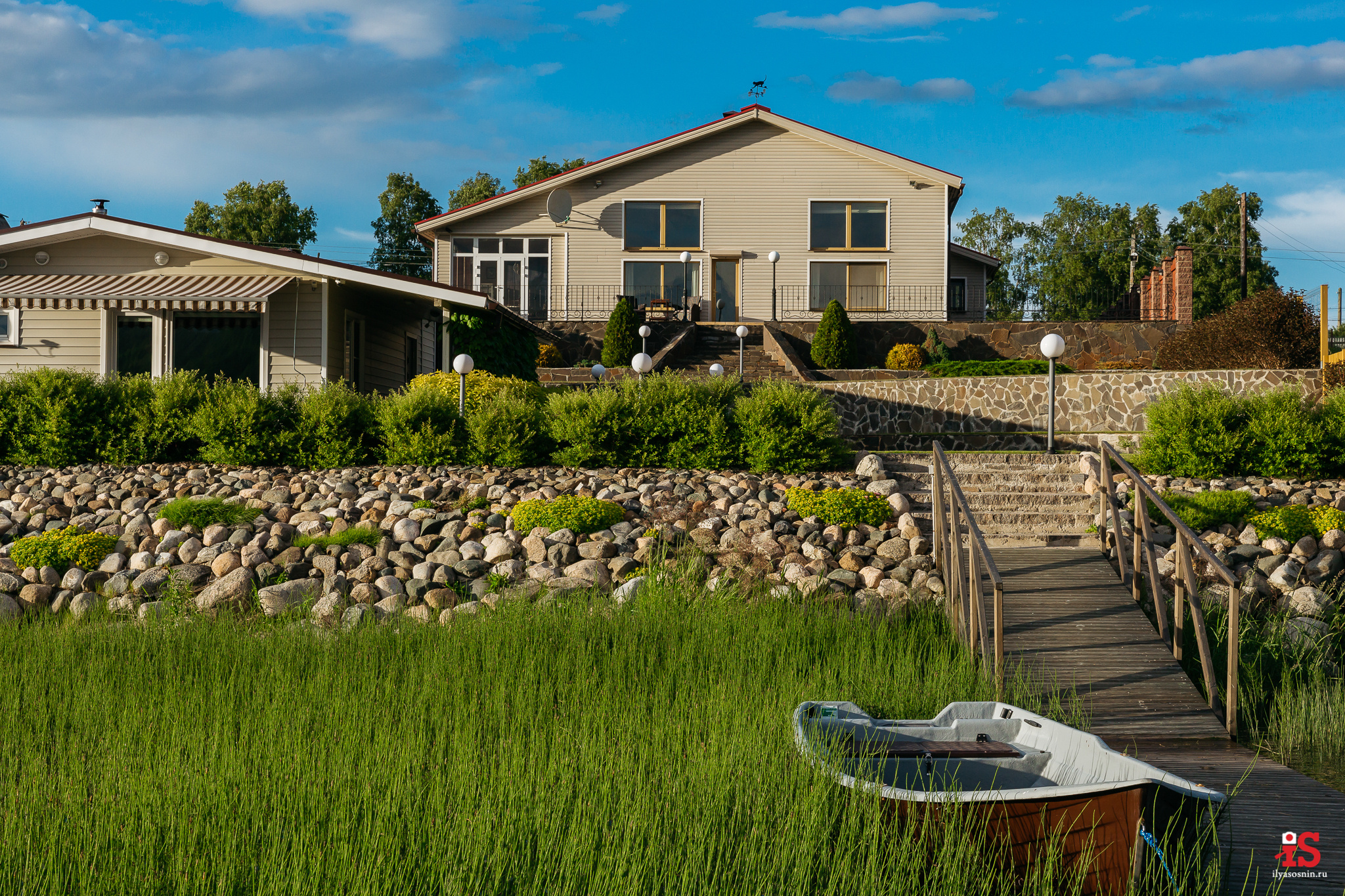 Интерьерная  фотосъемка, фото для гостиницы, фотосъемка отелей, фото для турбизнеса, фото номеров отелей, фото ресторана, фото меню отеля, конференц зал, гостевой дом в карелии, лучший фотограф интерьеров Петрозаводск Карелия, турбаза в Карелии, экскурсии по Карелии, Кижи, Петрозаводск, Илья Соснин