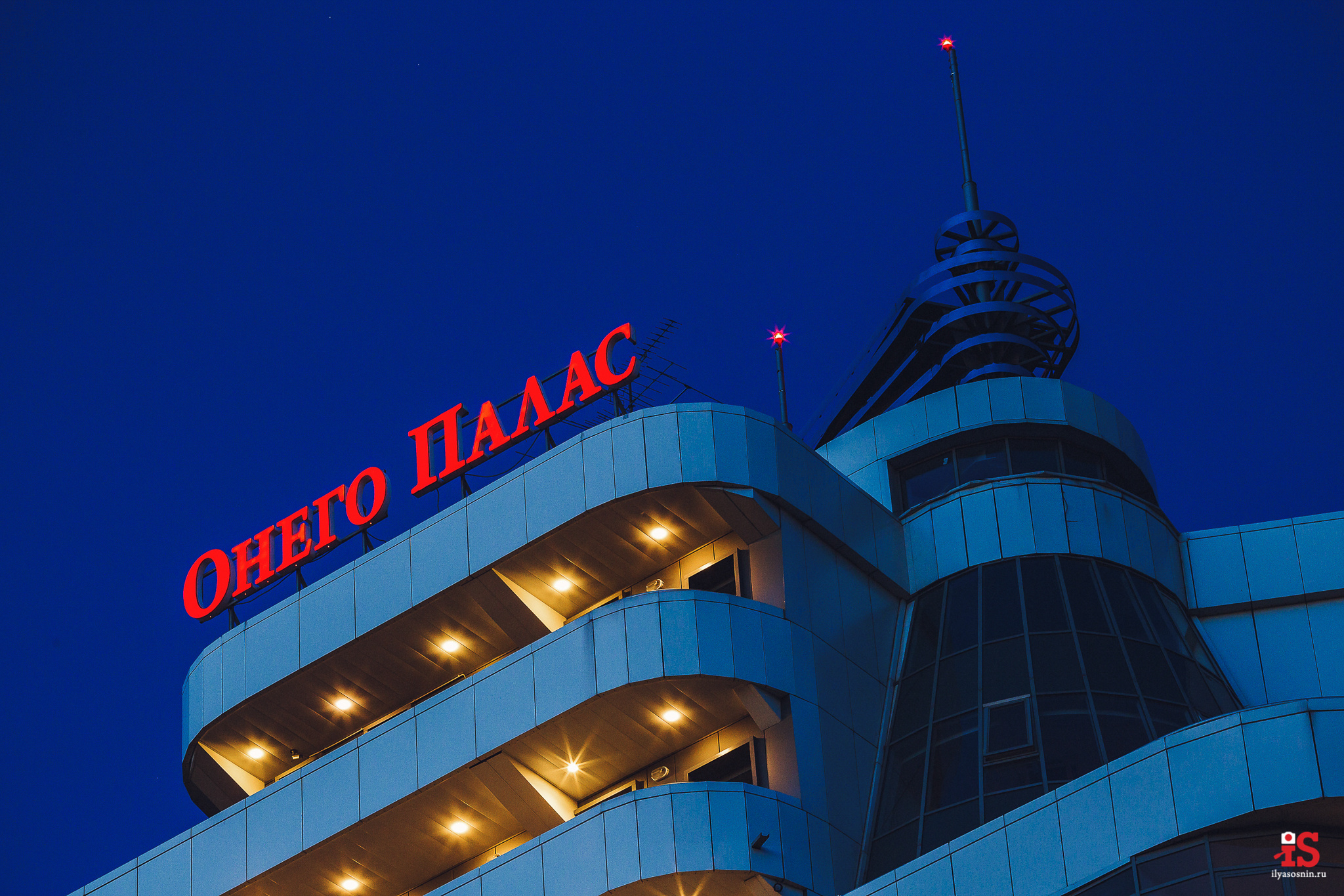 Интерьерная  фотосъемка, фото для гостиницы, фотосъемка отелей, фото для турбизнеса, фото номеров отелей, фото ресторана, фото меню отеля, конференц зал, гостевой дом в карелии, лучший фотограф интерьеров Петрозаводск Карелия, турбаза в Карелии, экскурсии по Карелии, Кижи, Петрозаводск, Илья Соснин