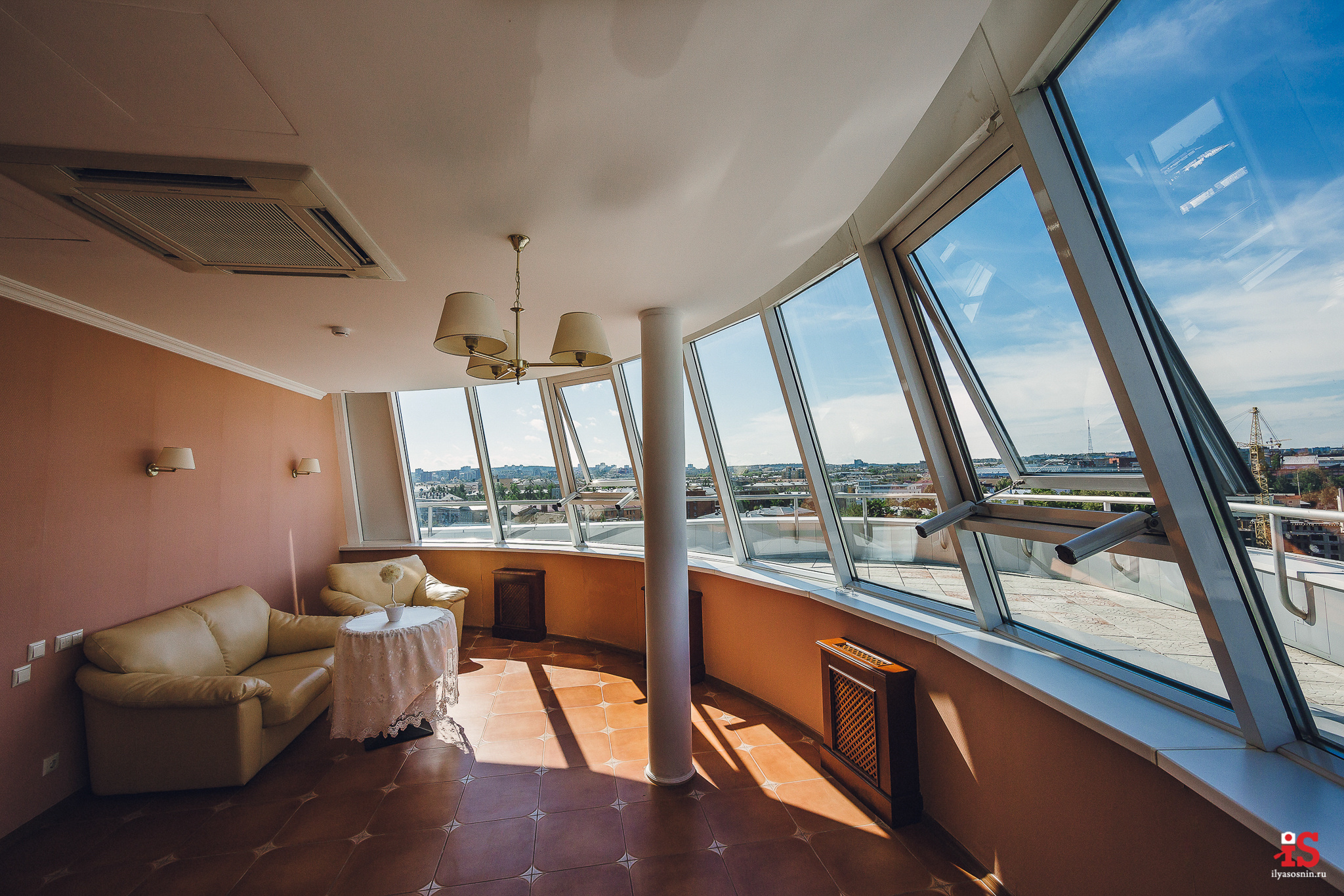 Интерьерная  фотосъемка, фото для гостиницы, фотосъемка отелей, фото для турбизнеса, фото номеров отелей, фото ресторана, фото меню отеля, конференц зал, гостевой дом в карелии, лучший фотограф интерьеров Петрозаводск Карелия, турбаза в Карелии, экскурсии по Карелии, Кижи, Петрозаводск, Илья Соснин