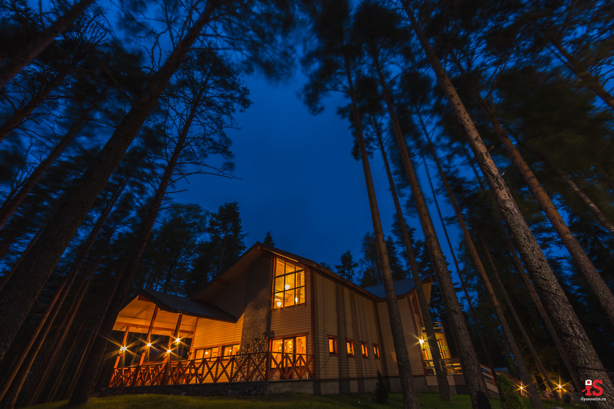 Интерьерная  фотосъемка, фото для гостиницы, фотосъемка отелей, фото для турбизнеса, фото номеров отелей, фото ресторана, фото меню отеля, конференц зал, гостевой дом в карелии, лучший фотограф интерьеров Петрозаводск Карелия, турбаза в Карелии, база отдыха на Сямозеро, фотограф Илья Соснин