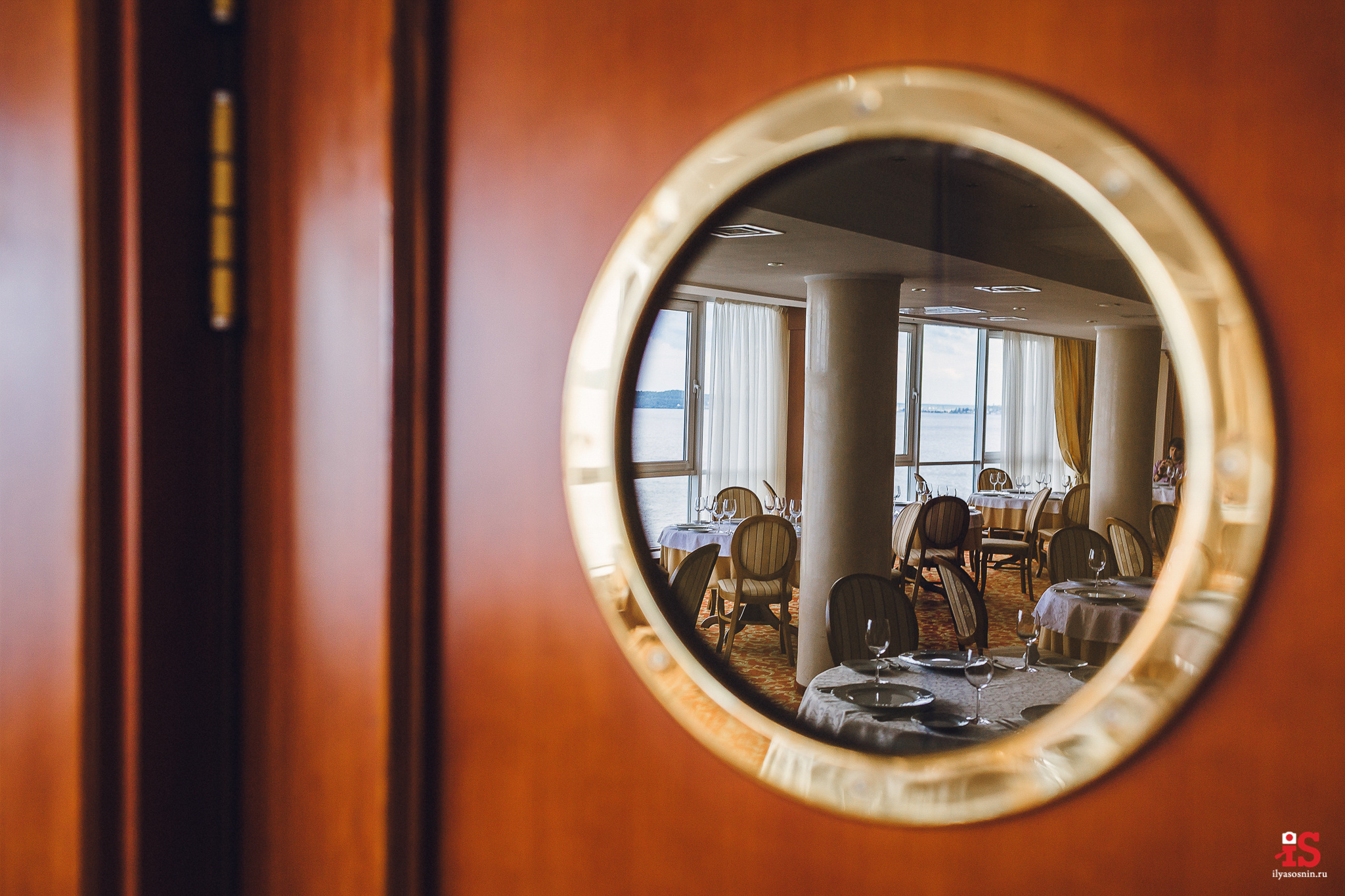 Интерьерная  фотосъемка, фото для гостиницы, фотосъемка отелей, фото для турбизнеса, фото номеров отелей, фото ресторана, фото меню отеля, конференц зал, гостевой дом в карелии, лучший фотограф интерьеров Петрозаводск Карелия, турбаза в Карелии, экскурсии по Карелии, Кижи, Петрозаводск, Илья Соснин