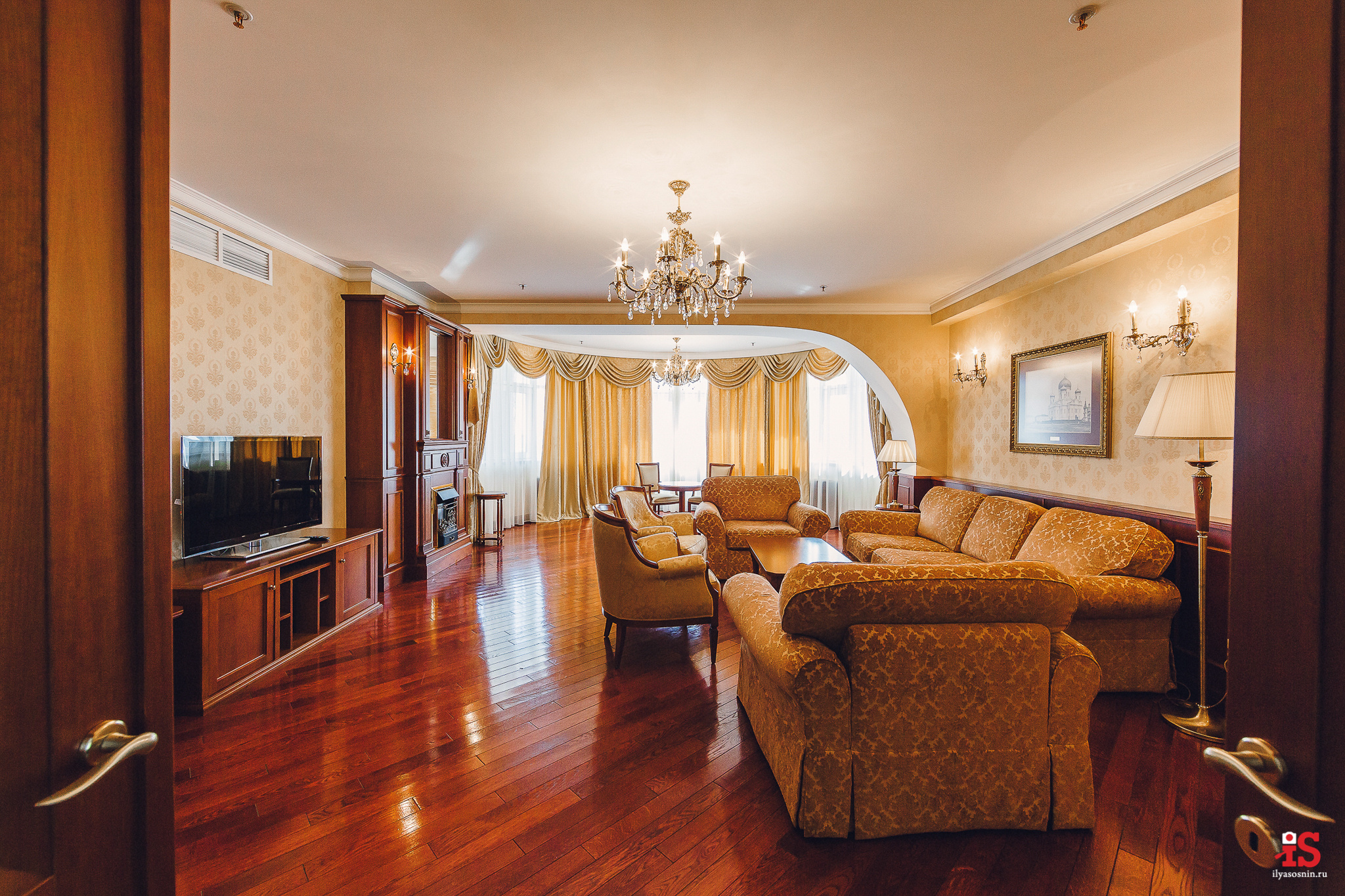 Интерьерная  фотосъемка, фото для гостиницы, фотосъемка отелей, фото для турбизнеса, фото номеров отелей, фото ресторана, фото меню отеля, конференц зал, гостевой дом в карелии, лучший фотограф интерьеров Петрозаводск Карелия, турбаза в Карелии, экскурсии по Карелии, Кижи, Петрозаводск, Илья Соснин