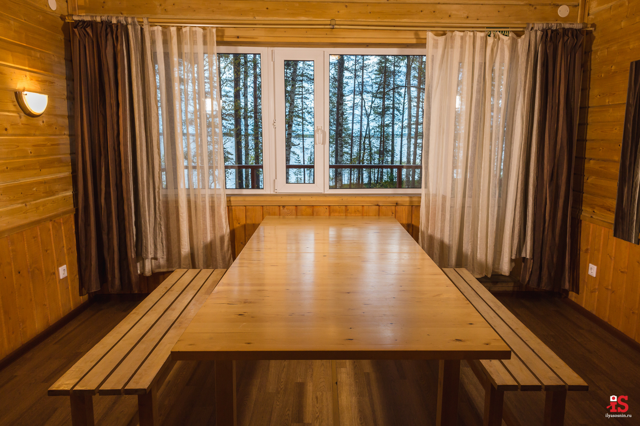 Интерьерная  фотосъемка, фото для гостиницы, фотосъемка отелей, фото для турбизнеса, фото номеров отелей, фото ресторана, фото меню отеля, конференц зал, гостевой дом в карелии, лучший фотограф интерьеров Петрозаводск Карелия, турбаза в Карелии, база отдыха на Сямозеро, фотограф Илья Соснин
