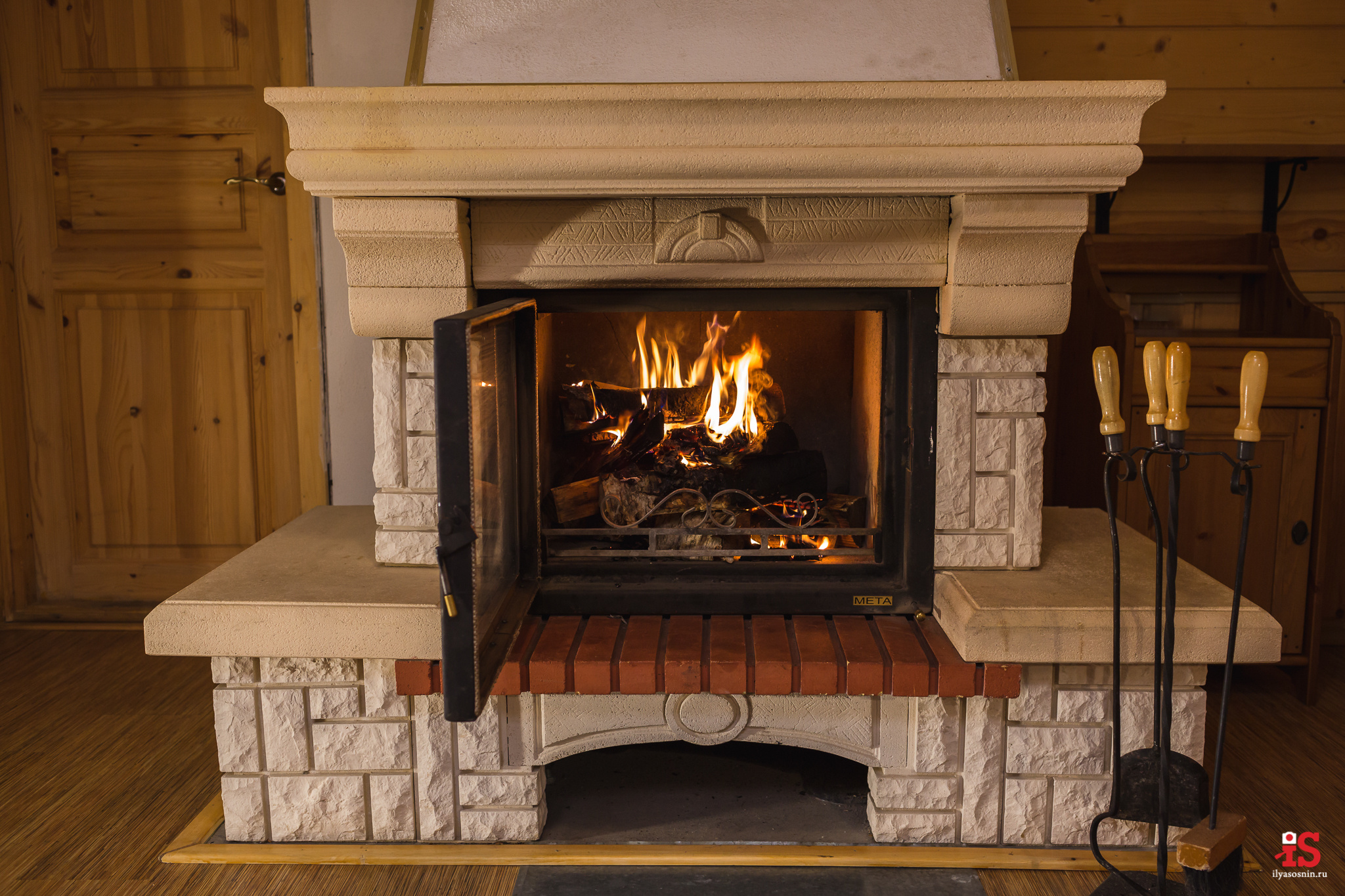 Интерьерная  фотосъемка, фото для гостиницы, фотосъемка отелей, фото для турбизнеса, фото номеров отелей, фото ресторана, фото меню отеля, конференц зал, гостевой дом в карелии, лучший фотограф интерьеров Петрозаводск Карелия, турбаза в Карелии, база отдыха на Сямозеро, фотограф Илья Соснин