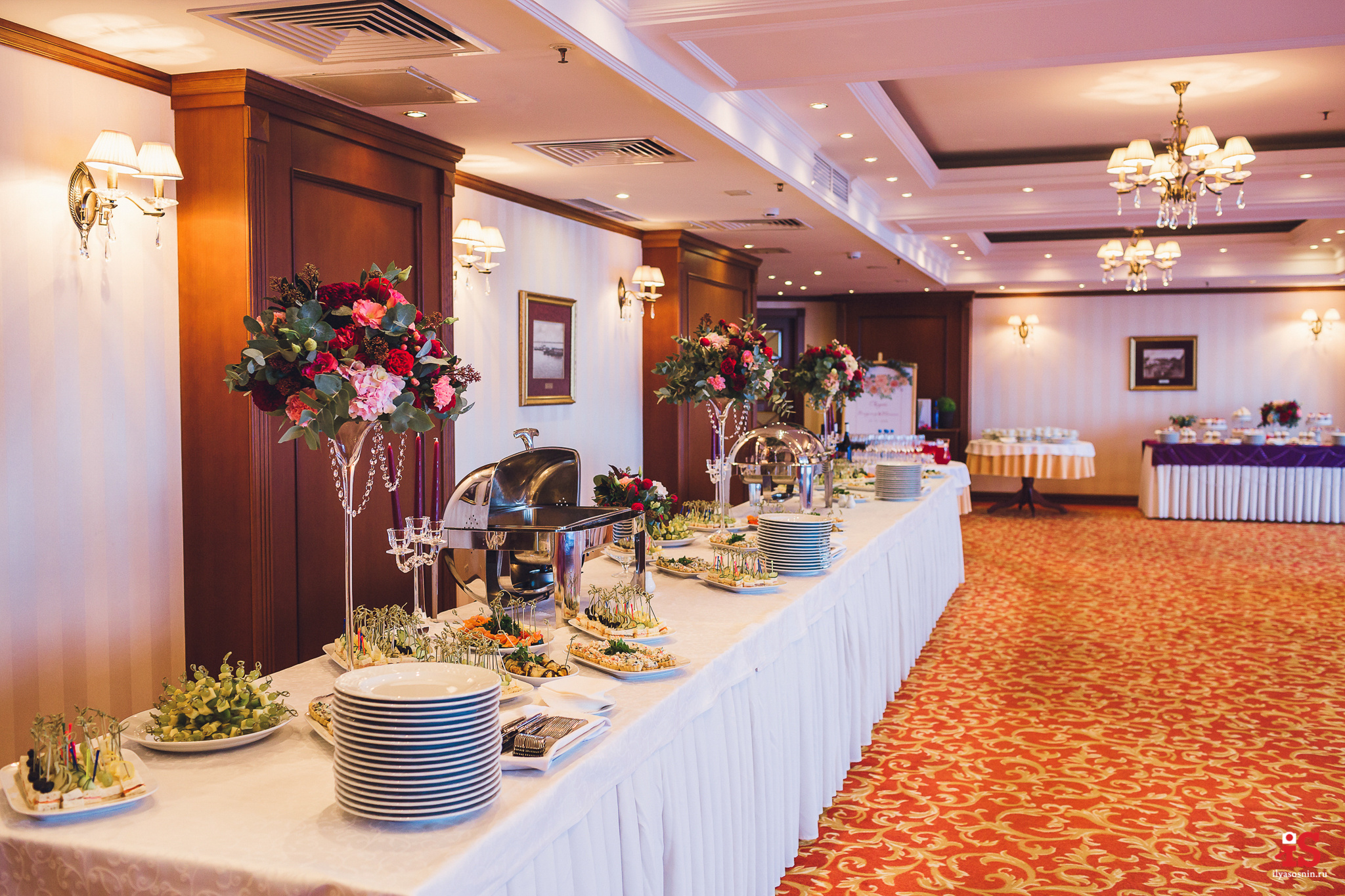 Интерьерная  фотосъемка, фото для гостиницы, фотосъемка отелей, фото для турбизнеса, фото номеров отелей, фото ресторана, фото меню отеля, конференц зал, гостевой дом в карелии, лучший фотограф интерьеров Петрозаводск Карелия, турбаза в Карелии, экскурсии по Карелии, Кижи, Петрозаводск, Илья Соснин