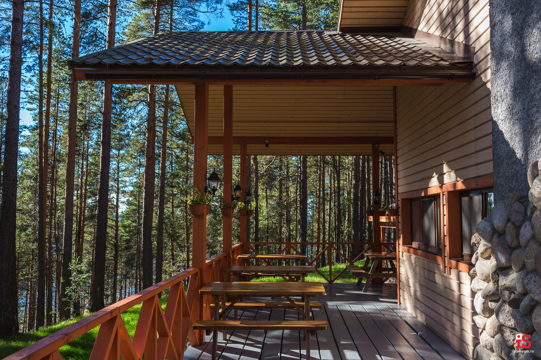 Интерьерная  фотосъемка, фото для гостиницы, фотосъемка отелей, фото для турбизнеса, фото номеров отелей, фото ресторана, фото меню отеля, конференц зал, гостевой дом в карелии, лучший фотограф интерьеров Петрозаводск Карелия, турбаза в Карелии, база отдыха на Сямозеро, фотограф Илья Соснин