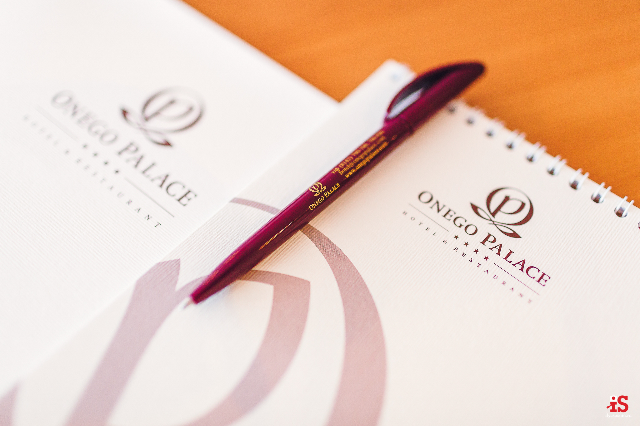 Интерьерная  фотосъемка, фото для гостиницы, фотосъемка отелей, фото для турбизнеса, фото номеров отелей, фото ресторана, фото меню отеля, конференц зал, гостевой дом в карелии, лучший фотограф интерьеров Петрозаводск Карелия, турбаза в Карелии, экскурсии по Карелии, Кижи, Петрозаводск, Илья Соснин