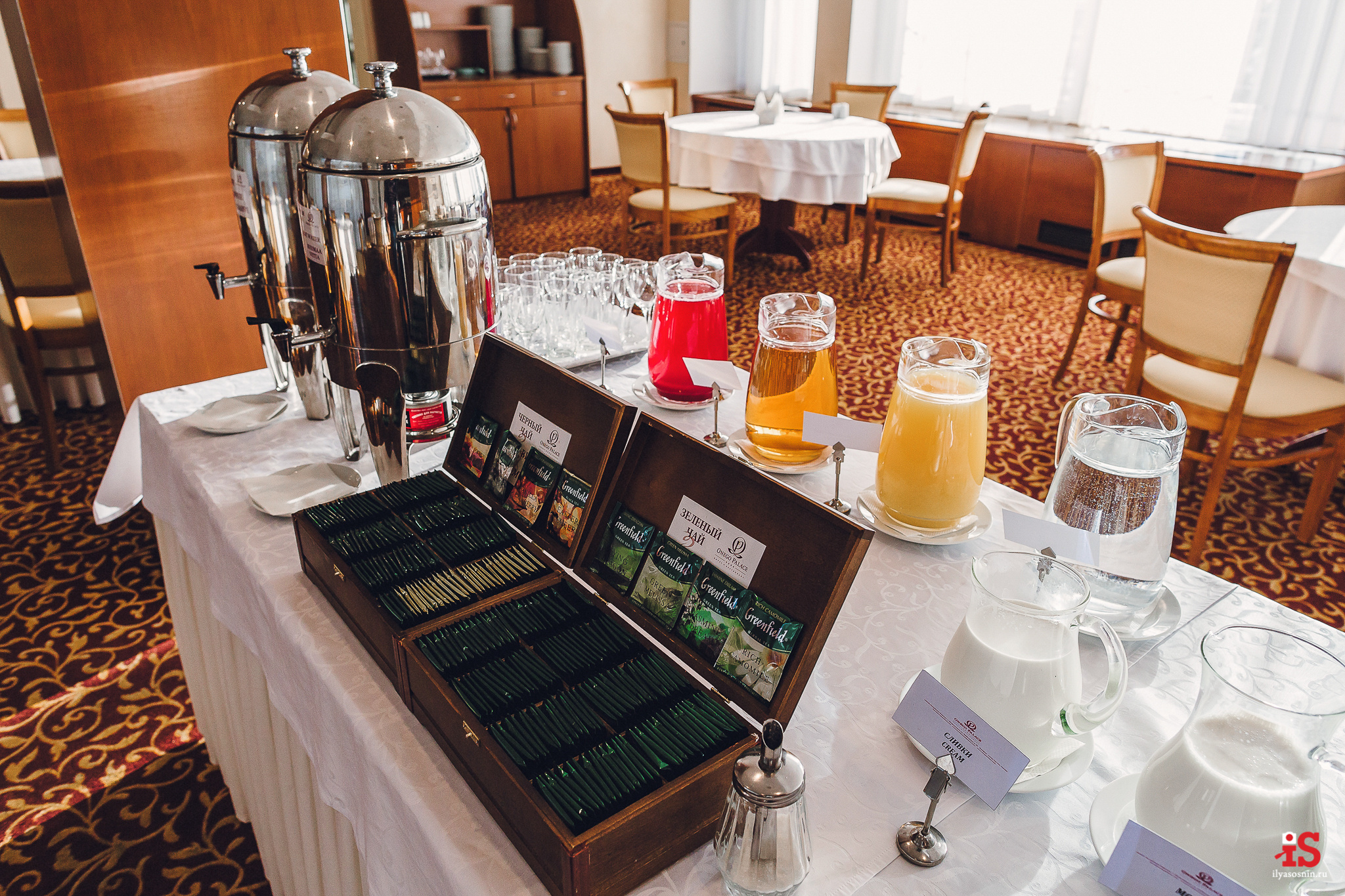 Интерьерная  фотосъемка, фото для гостиницы, фотосъемка отелей, фото для турбизнеса, фото номеров отелей, фото ресторана, фото меню отеля, конференц зал, гостевой дом в карелии, лучший фотограф интерьеров Петрозаводск Карелия, турбаза в Карелии, экскурсии по Карелии, Кижи, Петрозаводск, Илья Соснин