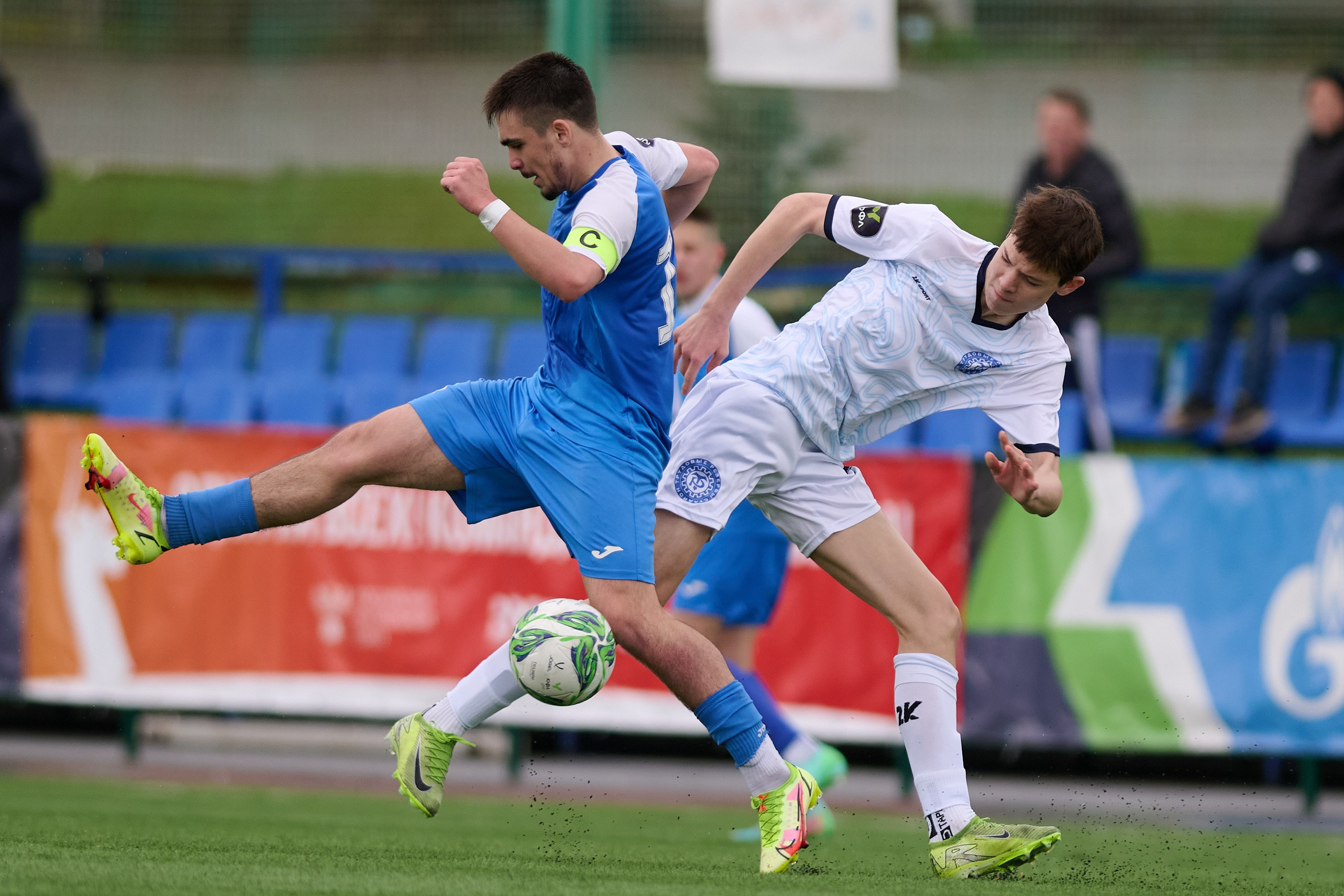 2 тур ЮФЛ Приволжье 2025. «Зенит-Ижевск» — «Трудовые резервы». Спортивный репортажный фотограф в Ижевске Сергей Мерзляков