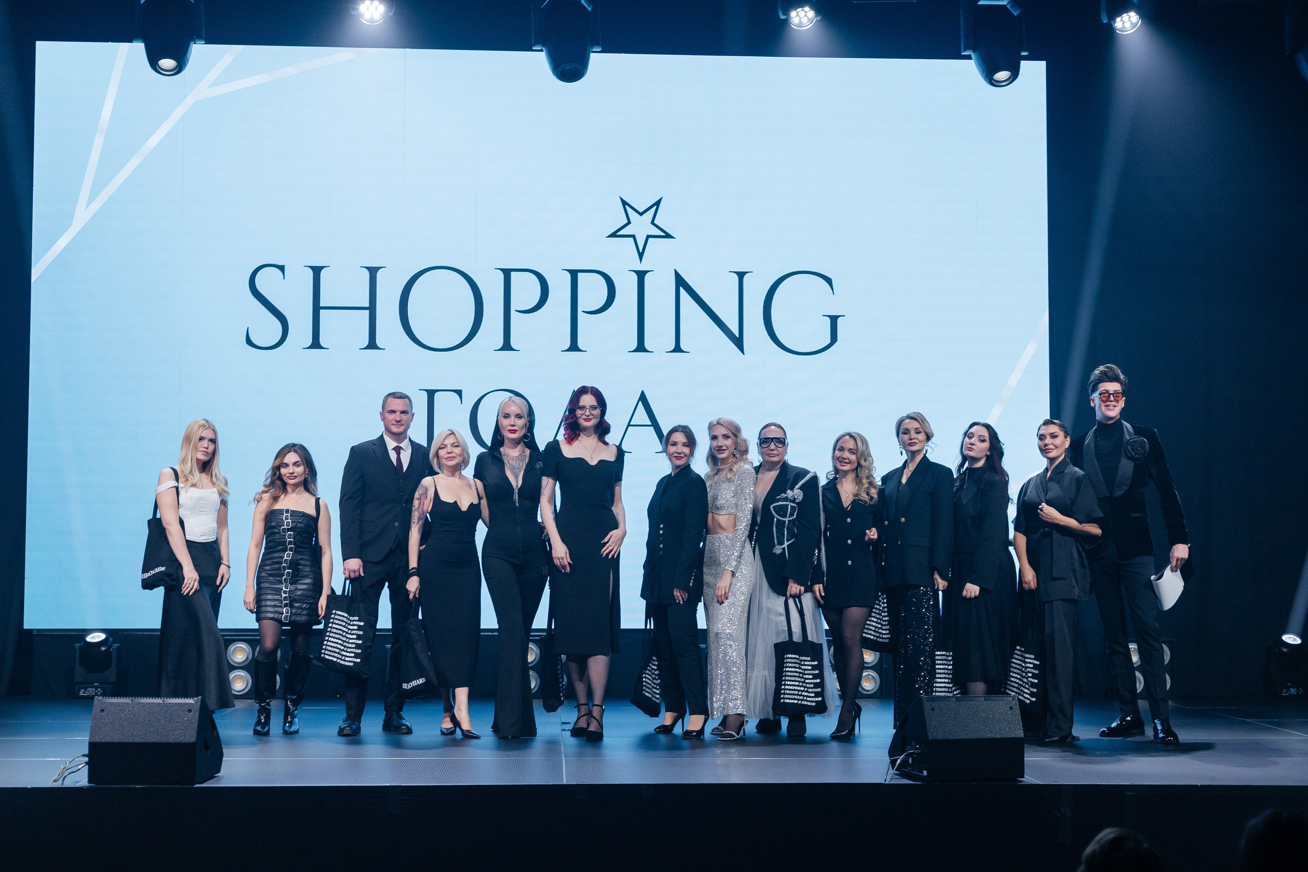 Церемония Shopping года 2024 в Ростове. Репортажный фотограф в городе Ростов-на-Дону Даниил Молодовский